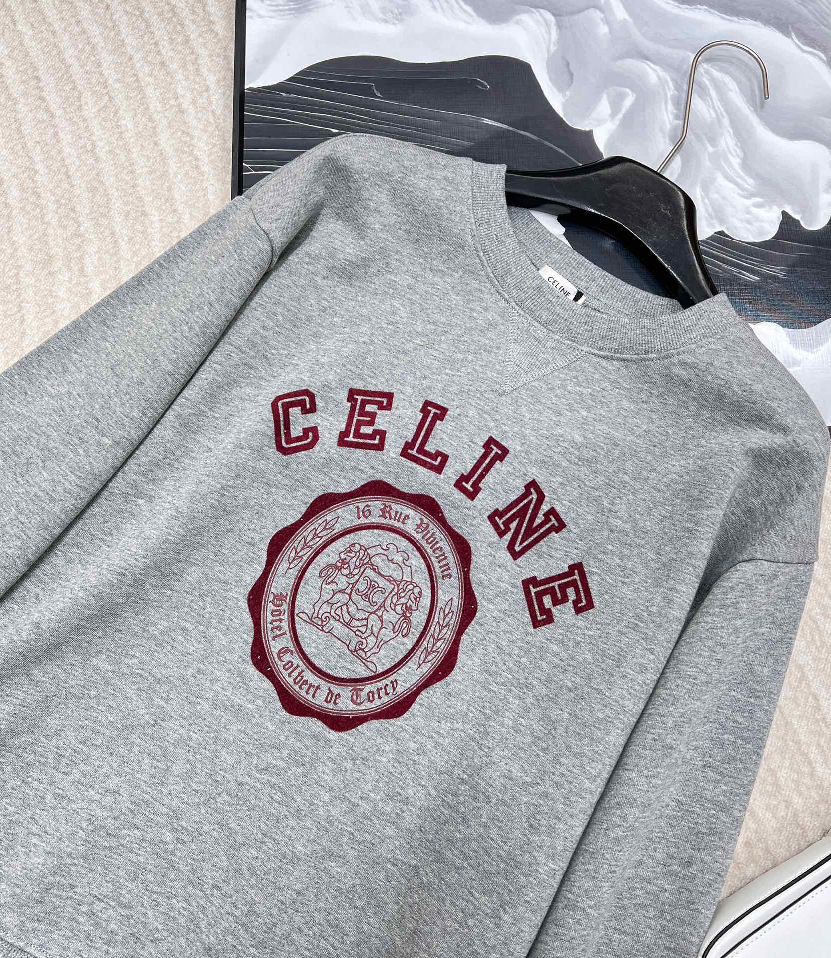 Celine2024秋冬新款植绒印花圆领字母卫衣定制YB原生全棉材质舒适有型圆领平纹针织领胸前标志性字母