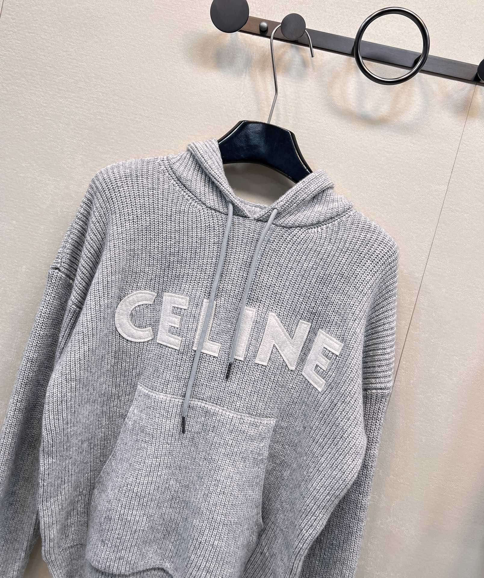 Celine连帽字母logo贴片针织毛衣特定进口高阶100%羊毛混纺面料定染纱线颜色超正粗棒竖纹钩织工艺