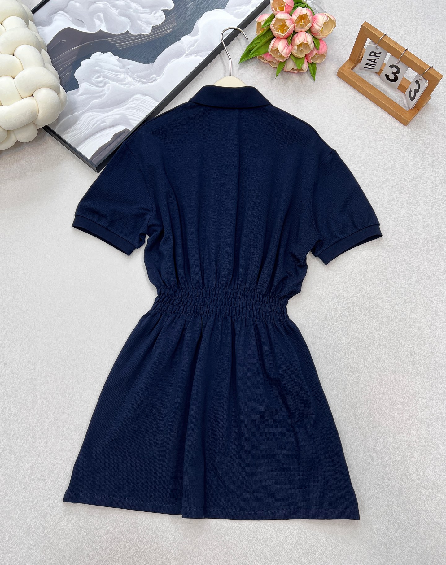 🆕Miumiu2025新款字母刺绣朱地短袖连衣裙，定制YB朱地全棉材质 自带孔洞 舒适透气 质感十足 𝑝