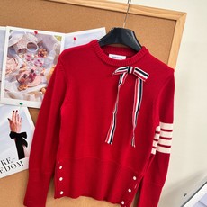 🆕Thom Browne秋冬可拆卸🎀蝴蝶结圆领羊毛针织衫✨学院少女氛围感天花板 专柜火爆款,顶级版本完整还原专柜细节! 🆕Thom Browne秋冬可拆卸🎀蝴蝶结圆领羊毛针织衫✨学院少女氛围感天花板 专柜火爆款,顶级版本完整还原专柜细节!