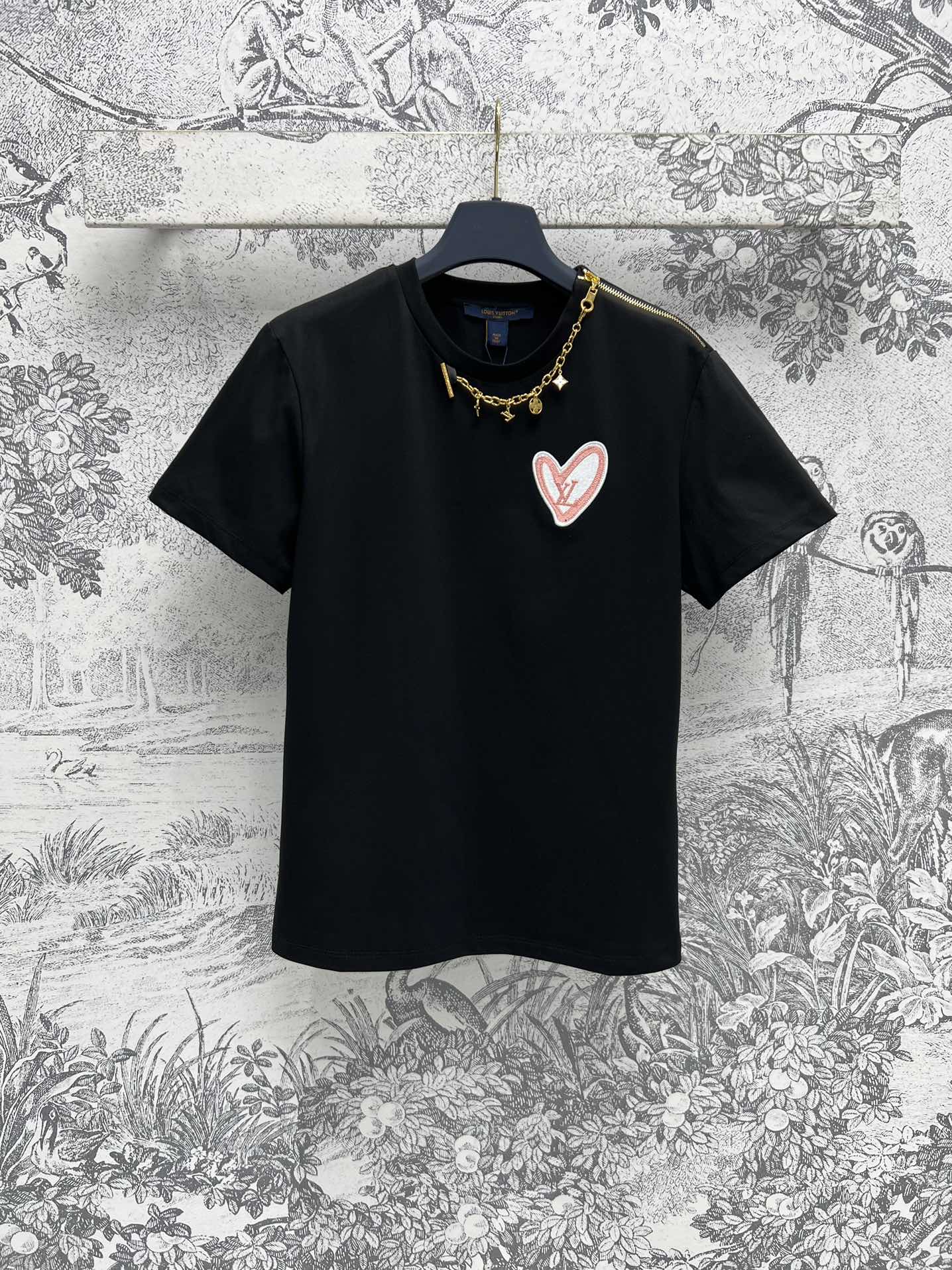 Louis Vuitton 7 sterren
 Kleding T-Shirt Borduurwerk Lente/Zomercollectie Korte mouw