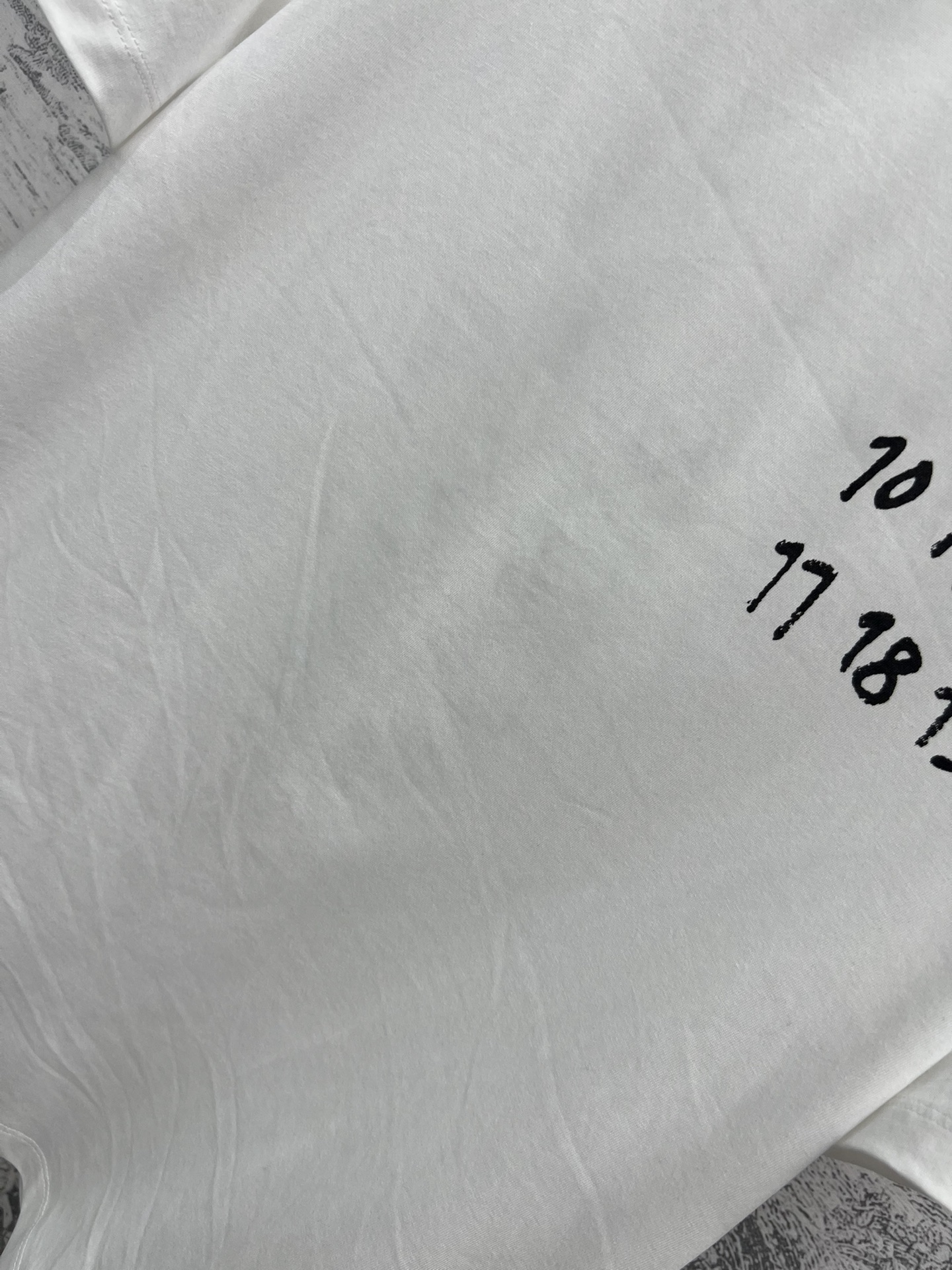 MM624秋冬新款撞色数字印花短袖T恤日常穿搭小单品经典短袖版型上身百搭不挑人简约设计又经典两色三码SM