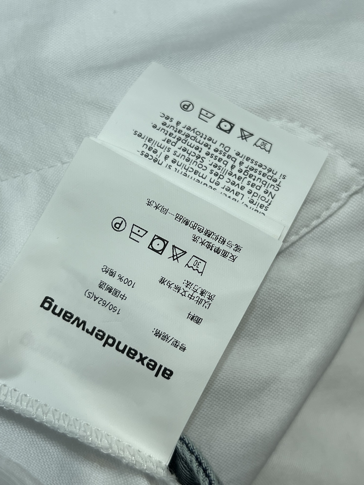 25早春新款 翻领衬衫+百褶裤裙+直筒裤 复古白色大气优雅 蓝色条纹配色清新减龄 两色一系列随意搭配  