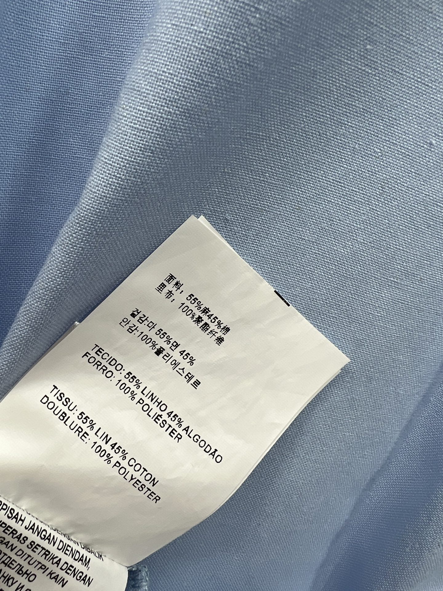 Miu 25早春新款 休闲系列套装 翻领衬衫+松紧腰短裤 非常适合春夏穿搭 上身减龄少女感 有种活力的感