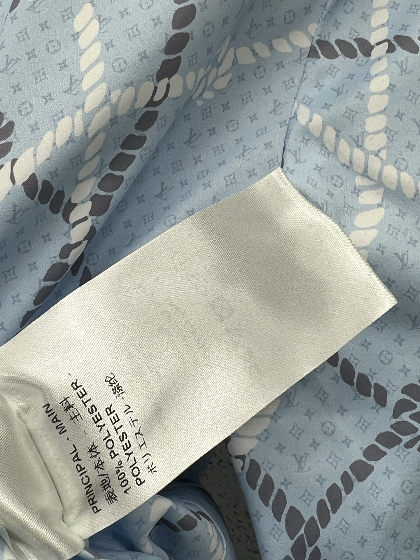  L家 25早春新款  双面夹克外套 双面变法穿 双面风格随意切换 一面是链条⛓️印花设计 另一面是全幅