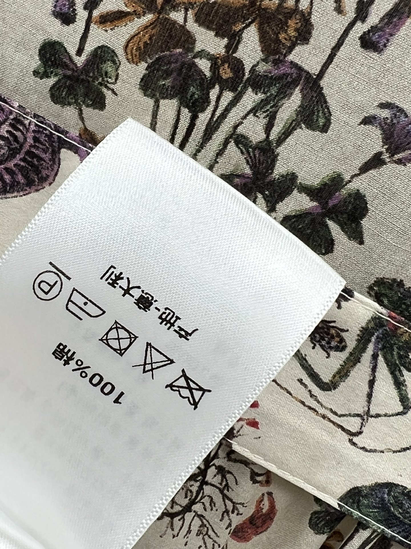 D家 25早春新款 花卉印花棉麻短袖连衣裙 配送本布腰带搭配 自带小清新田园风气质进口棉麻印花面料轻盈舒