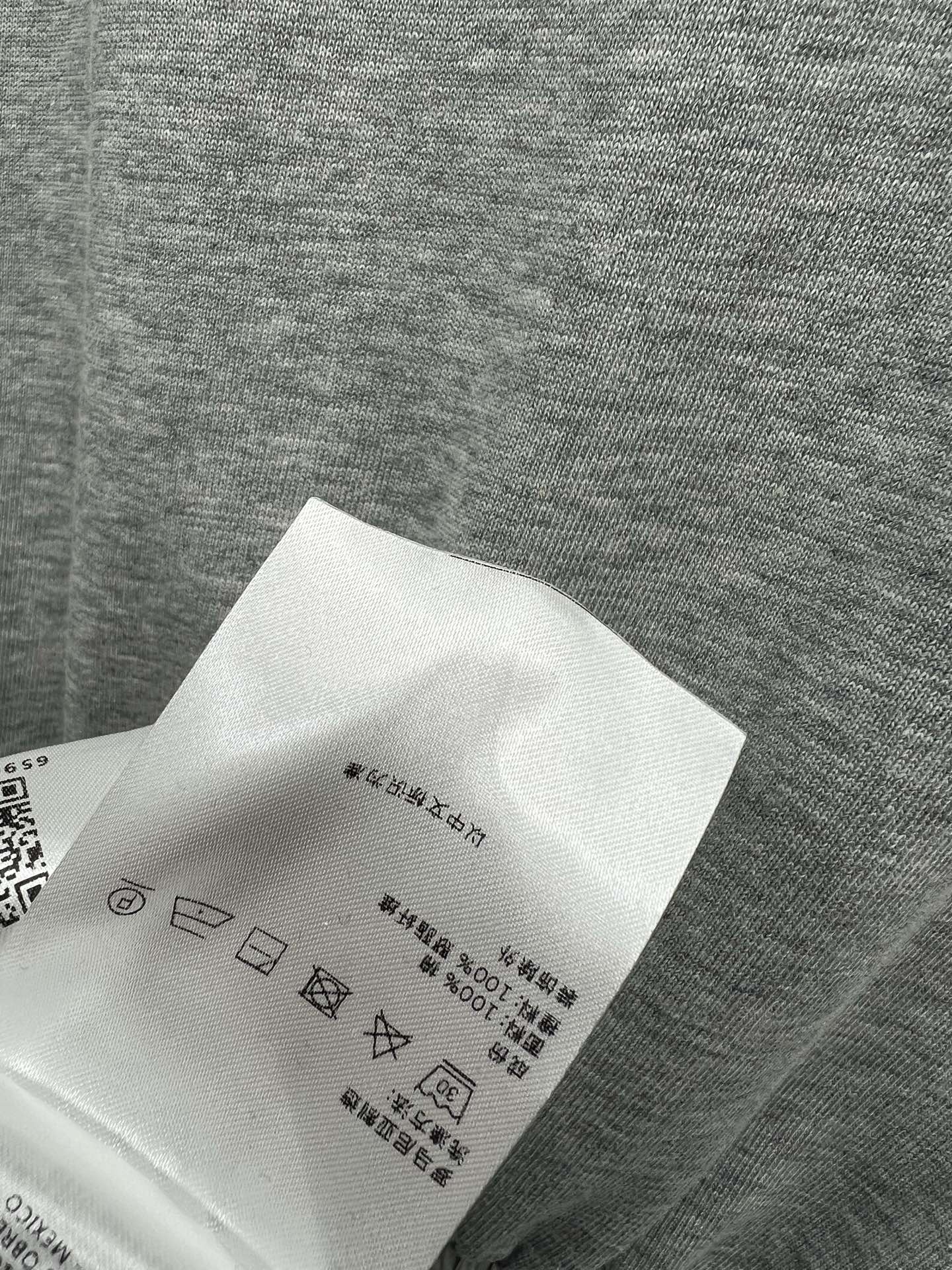 M家 25早春新款 短袖抽绳松紧腰连衣裙 纯色经典耐看 圆领设计修饰脖颈 腰间抽绳松紧腰收腰 A字裙摆版