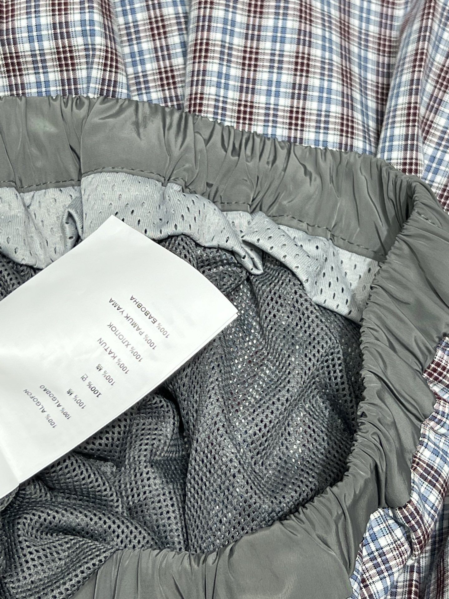 Miu 25早春新款 格纹系列 连帽休闲外套+百褶短裙+ 百褶半身裙 文艺复古少女风气质单品 双口袋设计