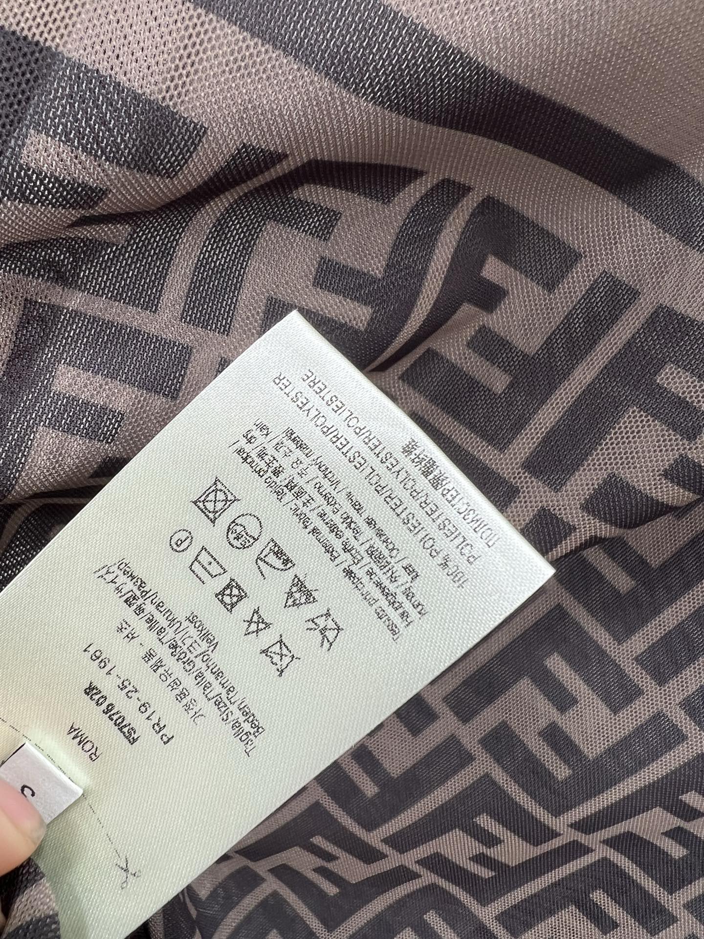 FD家 25春夏新款 F提花网纱短袖T恤 日常必备的单品 logo印花经典复古 经典宽松版型显瘦百搭 透