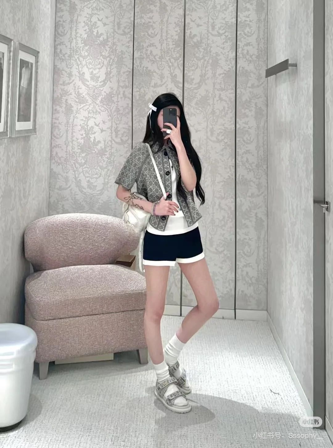 NO:412749,Xiaohongshu, alexander wang19860909小红书,,alexander wang,Women's clothing