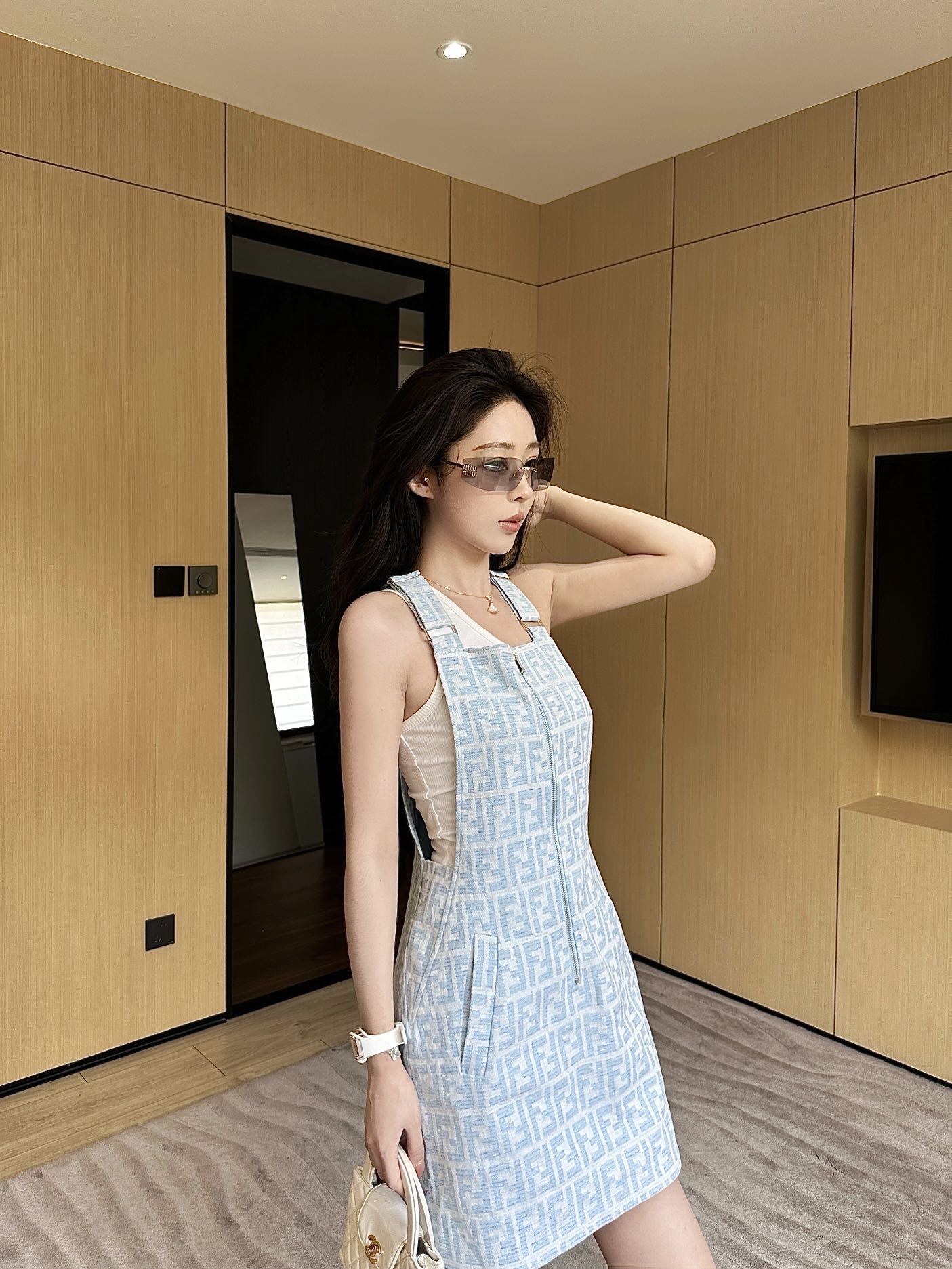 NO:411616,upper body picture, alexander wang19860909上身图,,alexander wang,Women's clothing