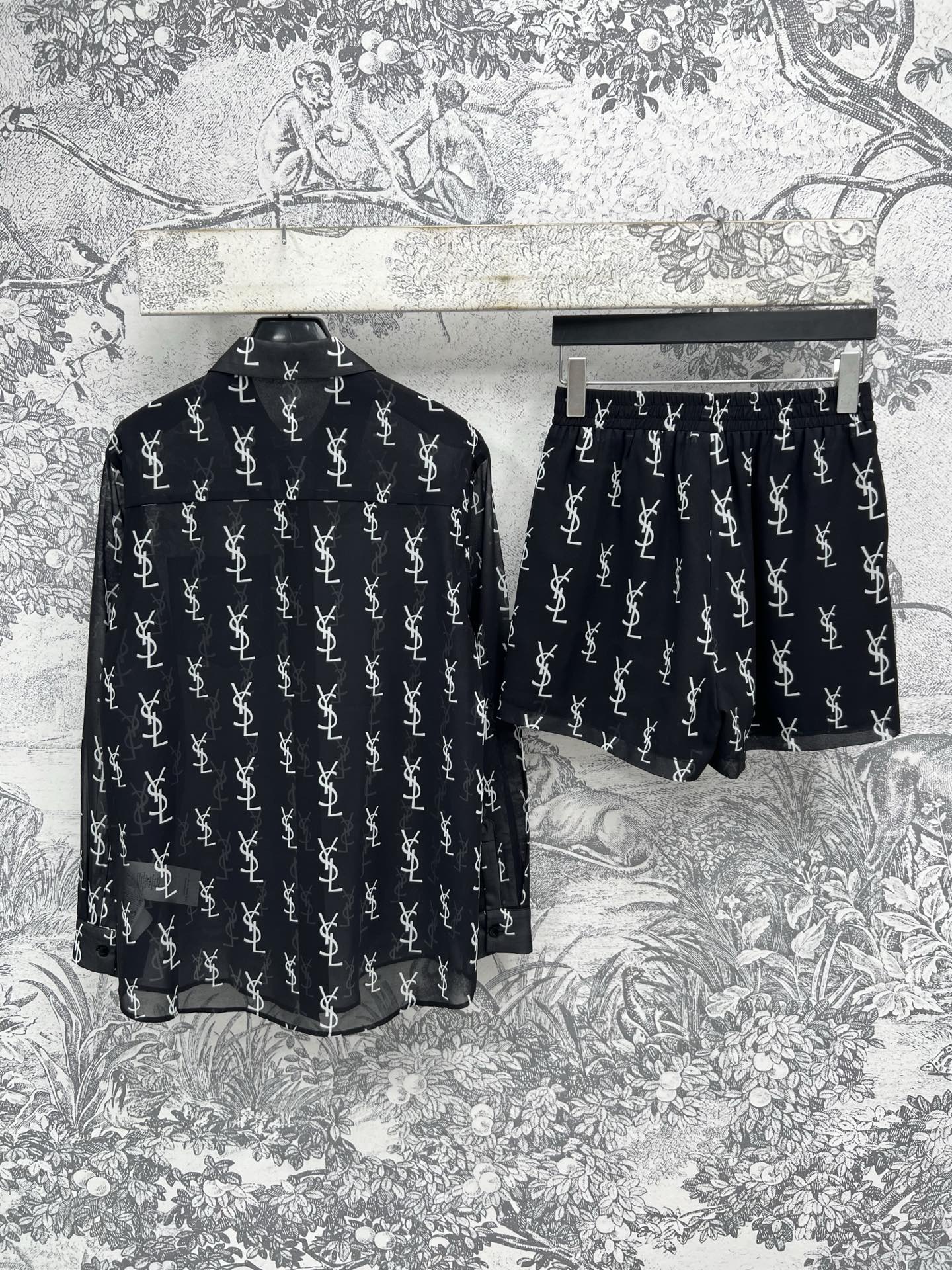 Ysl 25春夏新款 满印logo印花休闲套装 长袖衬衫+松紧腰短裤 超有辨识度 日常休闲搭配推荐 定织