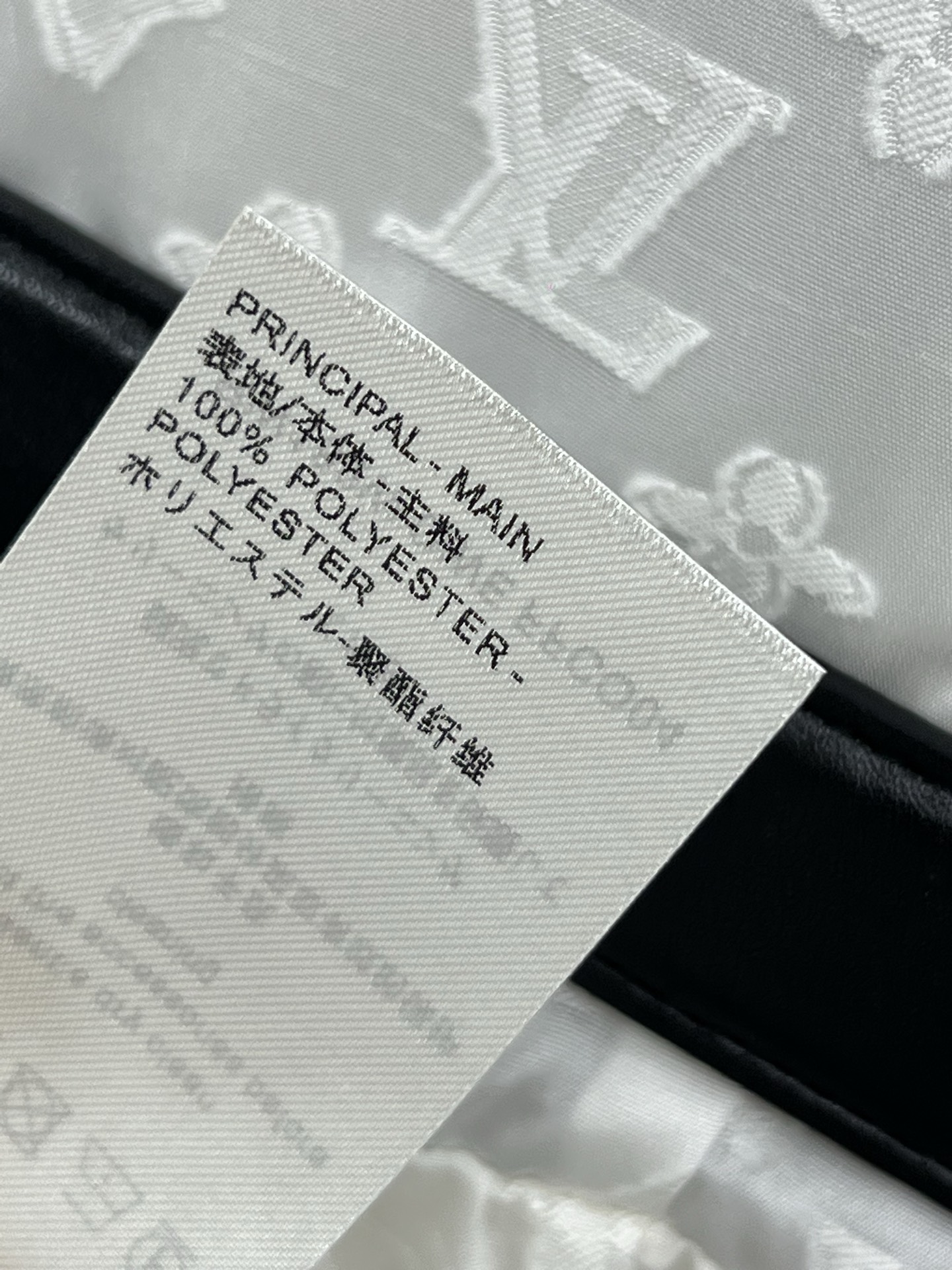 L家 25春夏新款 老花提花无袖收腰连衣裙 翻领无袖长款版型 小A宽松舒适不挑身材 经典的的提花面料质感