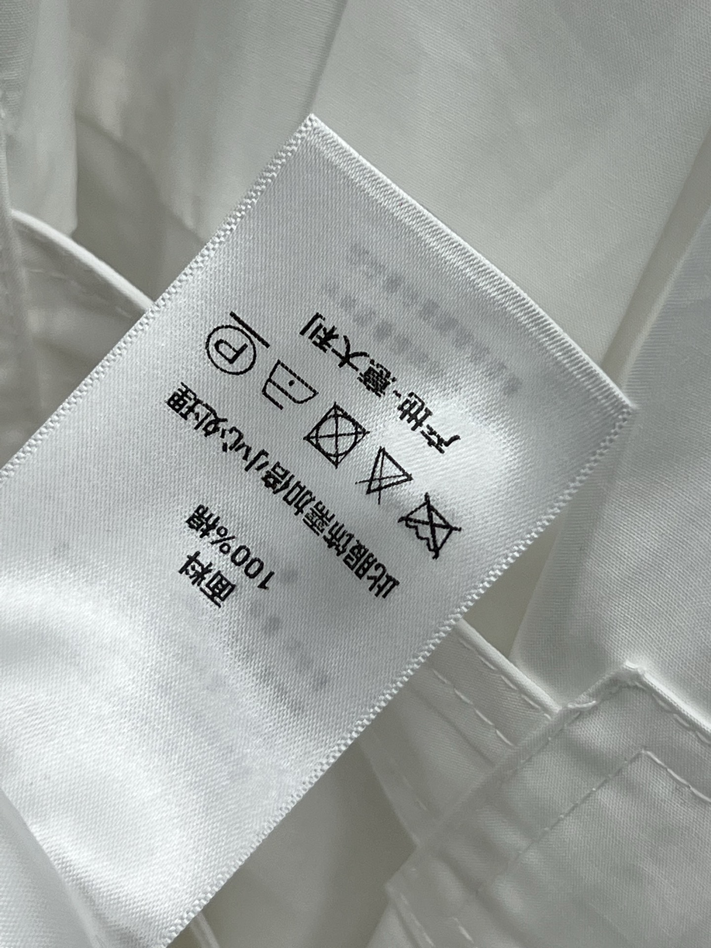 D家 25春夏新款 系带收腰衬衫裙 超级减龄神器 气质翻领系带收腰设计显瘦绝绝子 满满的复古少女感 可甜