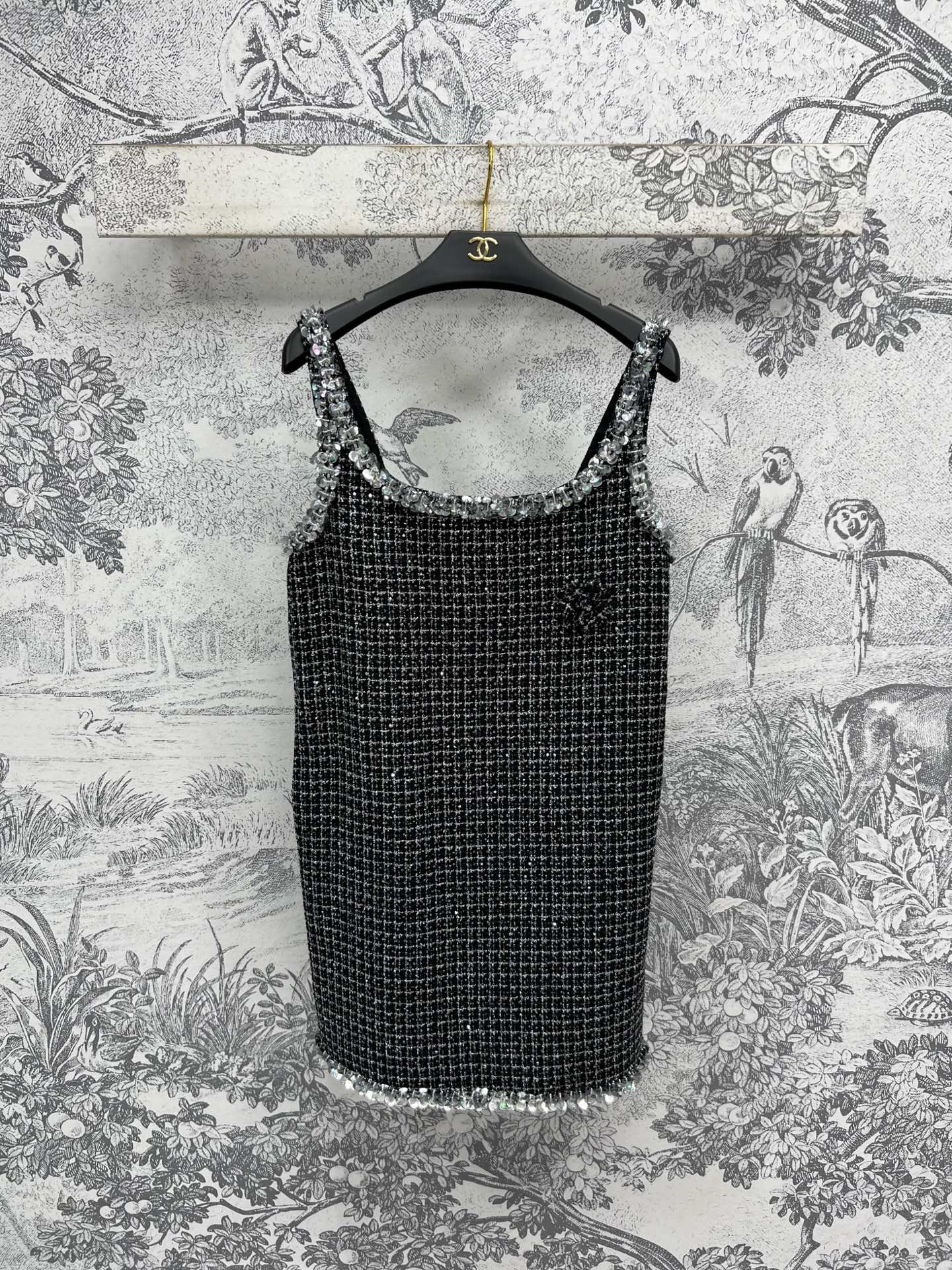 小香风 25春夏新款 粗花呢吊带背心连衣裙 重工系列  高级感满满 版型百搭不挑人 超级显气质 千金即视