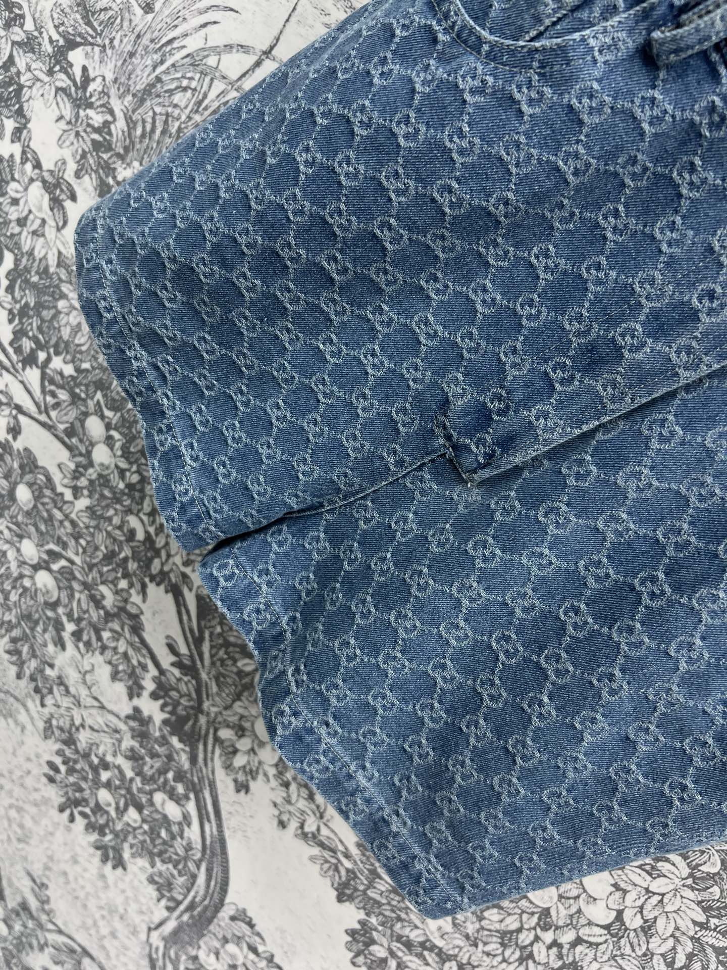 G家 25夏季新款 双G提花牛仔系列 翻领无袖外套+高腰短裤+翻领短袖连体裙 高级定制满幅双G提花牛仔面