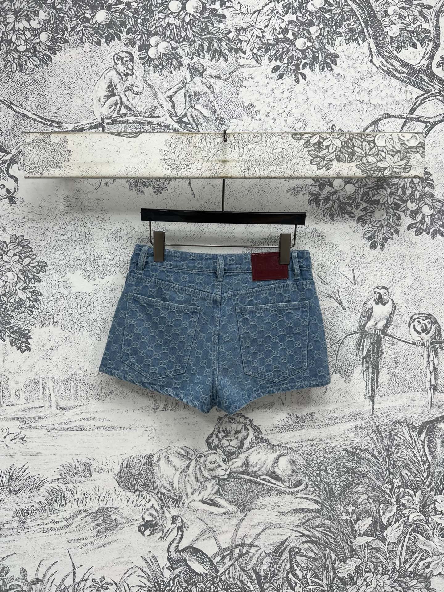 G家 25夏季新款 双G提花牛仔系列 翻领无袖外套+高腰短裤+翻领短袖连体裙 高级定制满幅双G提花牛仔面