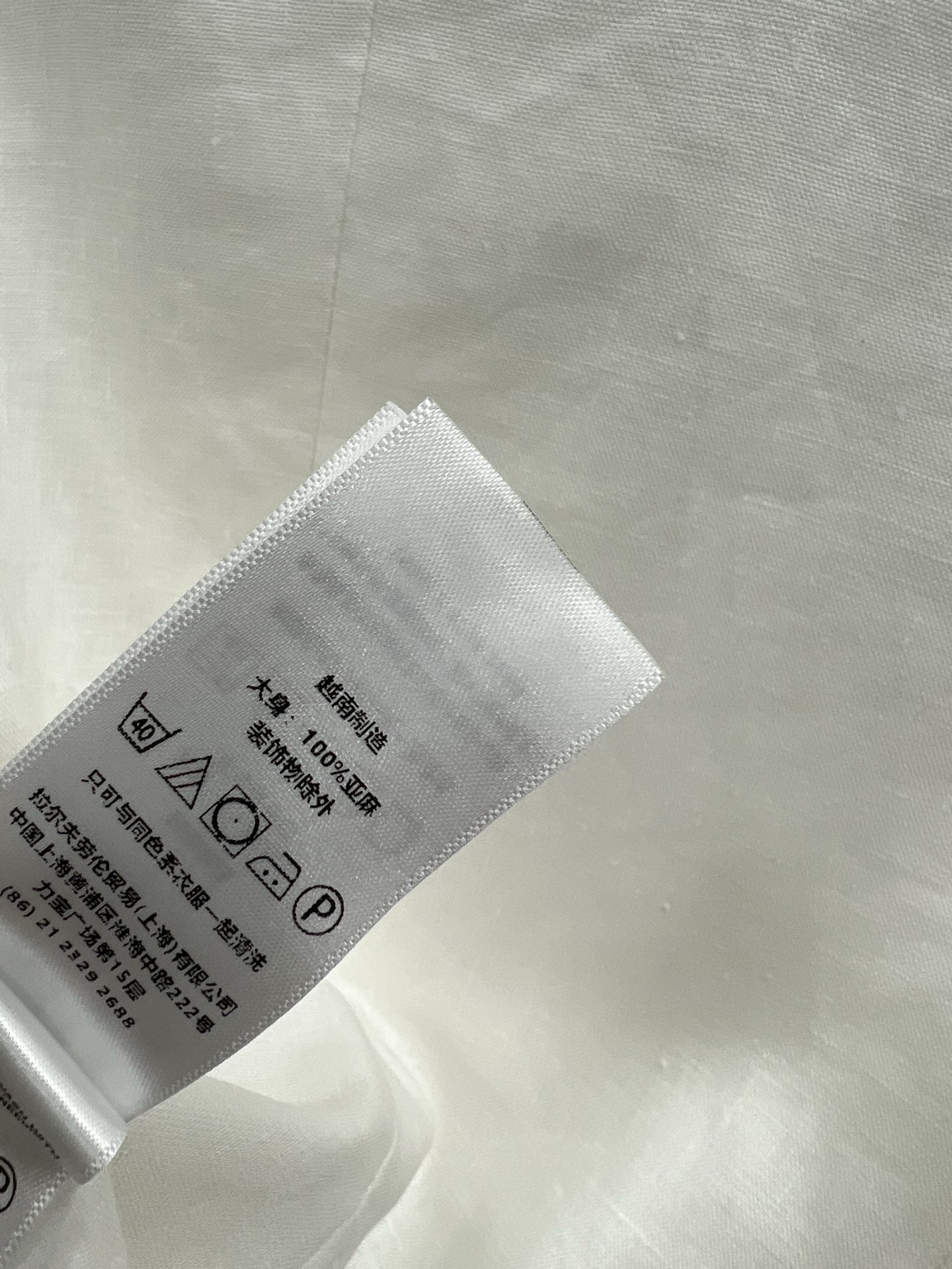 BUR 25夏季新款 翻领马甲外套+高腰压褶休闲裤  小马甲超级火爆西装v领设计 后面带有搭扣收腰点缀 