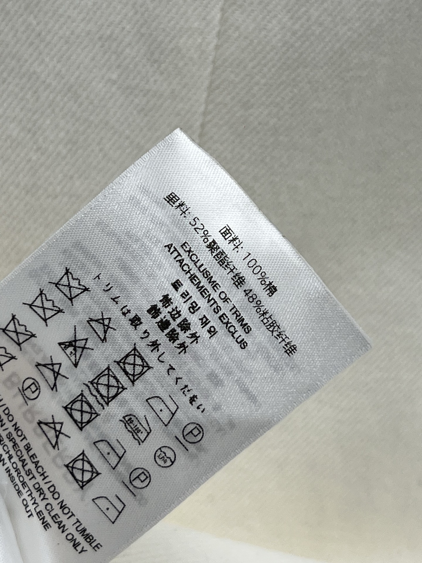 25夏季新款 牛仔极简马甲套装 复古时髦的搭配 小个子也能驾驭 马甲背心+高腰短裙 采用牛仔面料质感挺廓