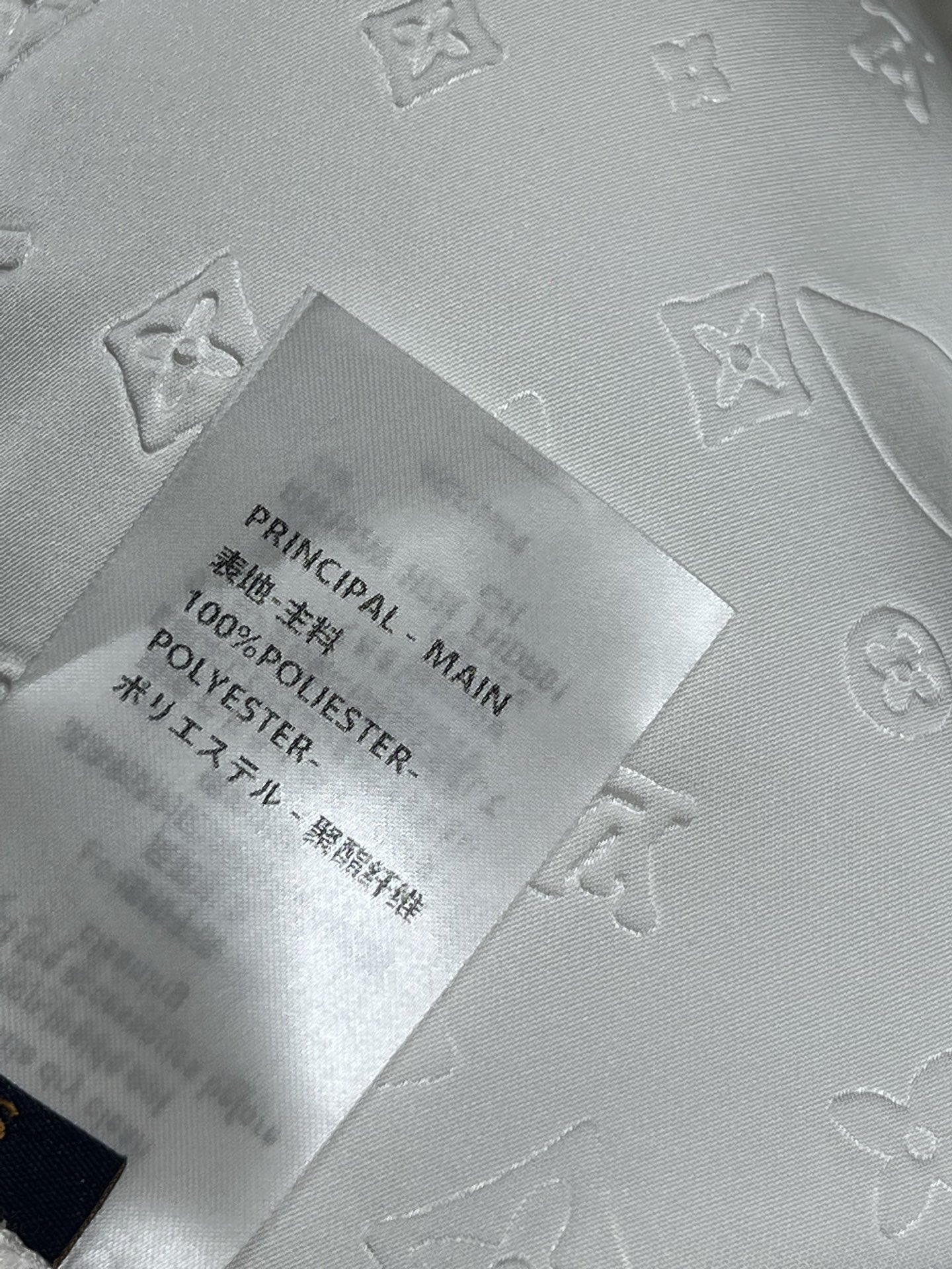 L家 25夏季新款 老花提花休闲裤 抽绳松紧腰身设计 上身轻松显瘦又舒适 立体的浮雕字母老花印花图案 简