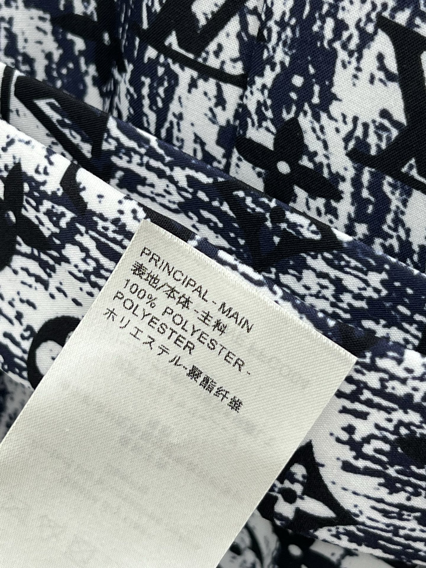 L家 25夏季新款 老花提花渐变连衣裙  老花弹幕老花连衣裙  时髦又能掩盖腿部瑕疵 定做做旧渐变提花面