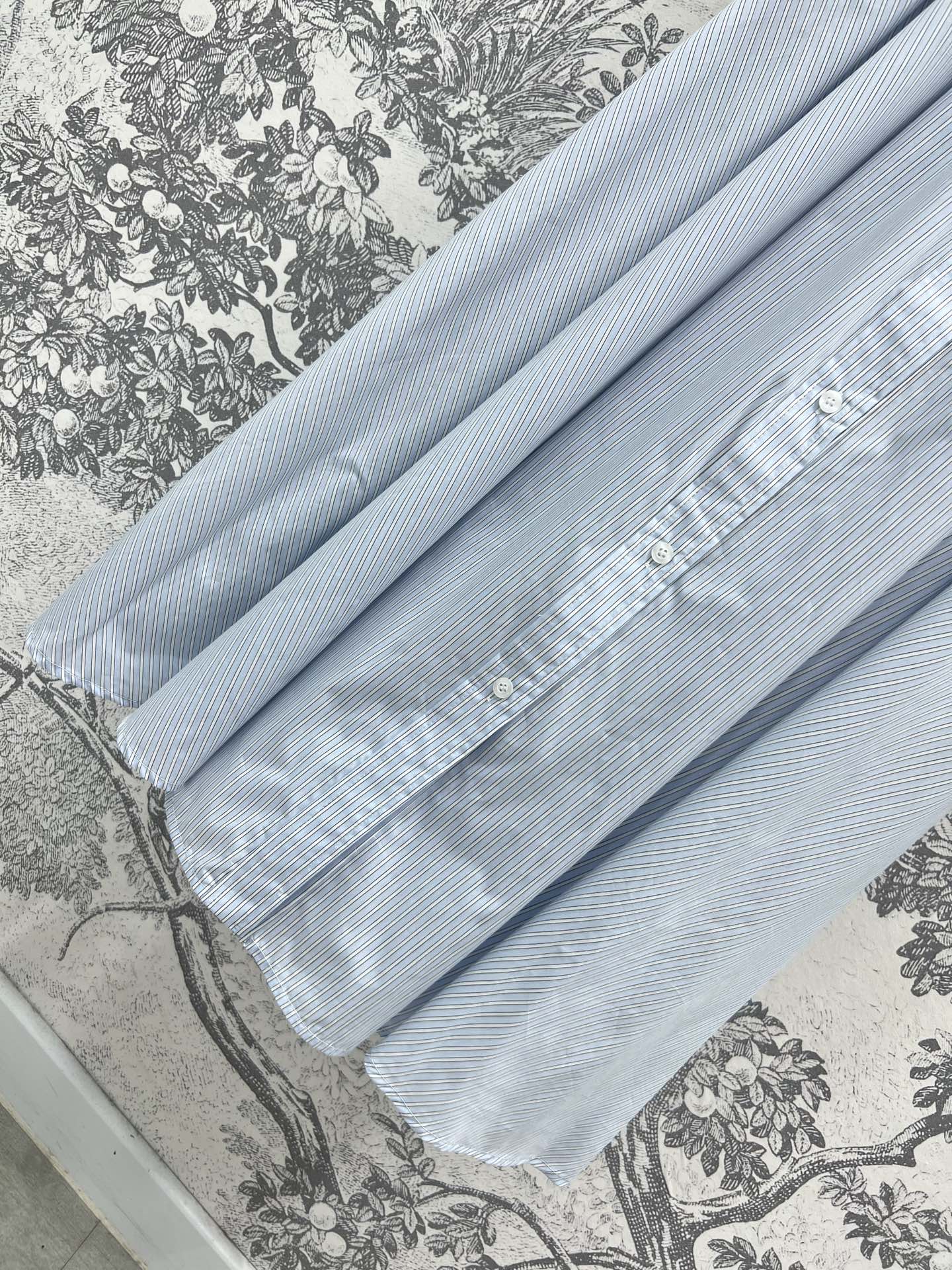 Miu 25夏季新款 条纹圆领背心连衣裙 可甜可盐衬衫裙   经典蓝色细条纹 视觉感非常显瘦 直筒版型 
