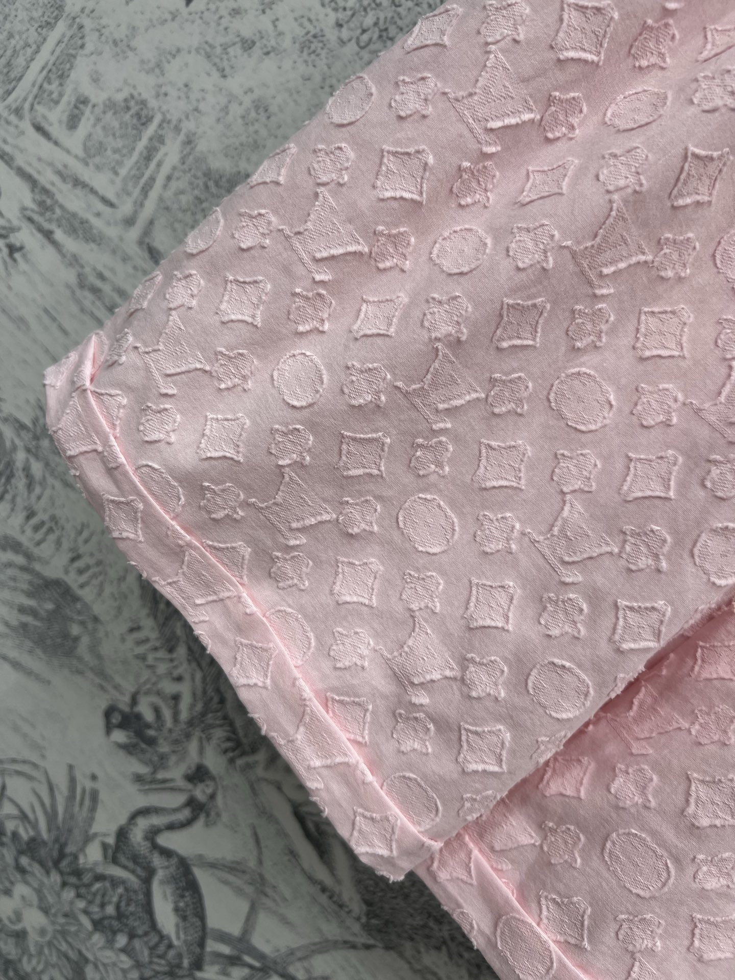 L家 25夏季新款 老花提花高腰短裤 高腰A字版型 满提花logo低调又精致 上身巨显身材比例  简约又