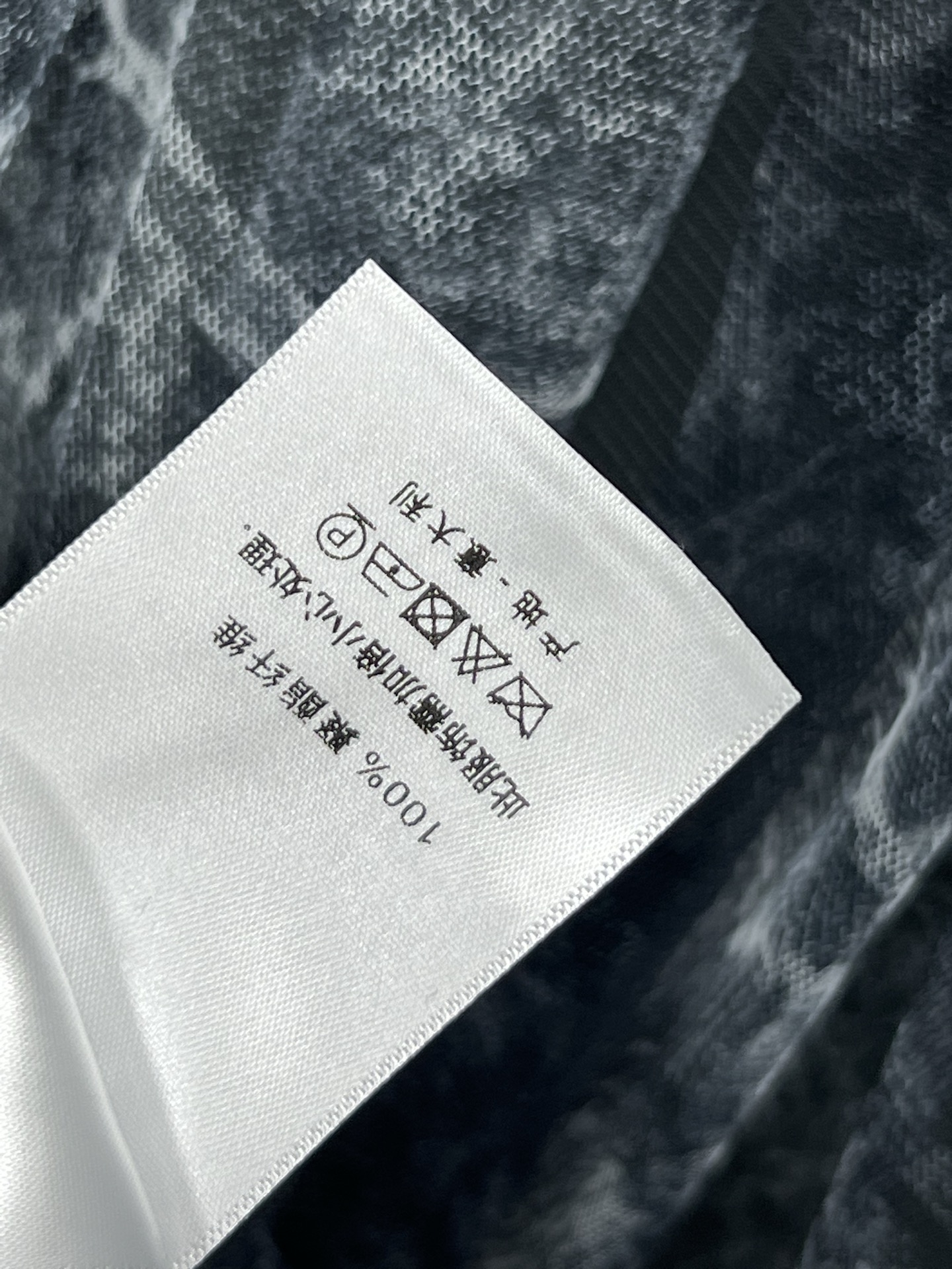 D家 25夏季新款 丛林印花网纱半身裙 高腰A字版型超级显瘦 满印的丛林印花图案 非常到位 时髦洋气又好