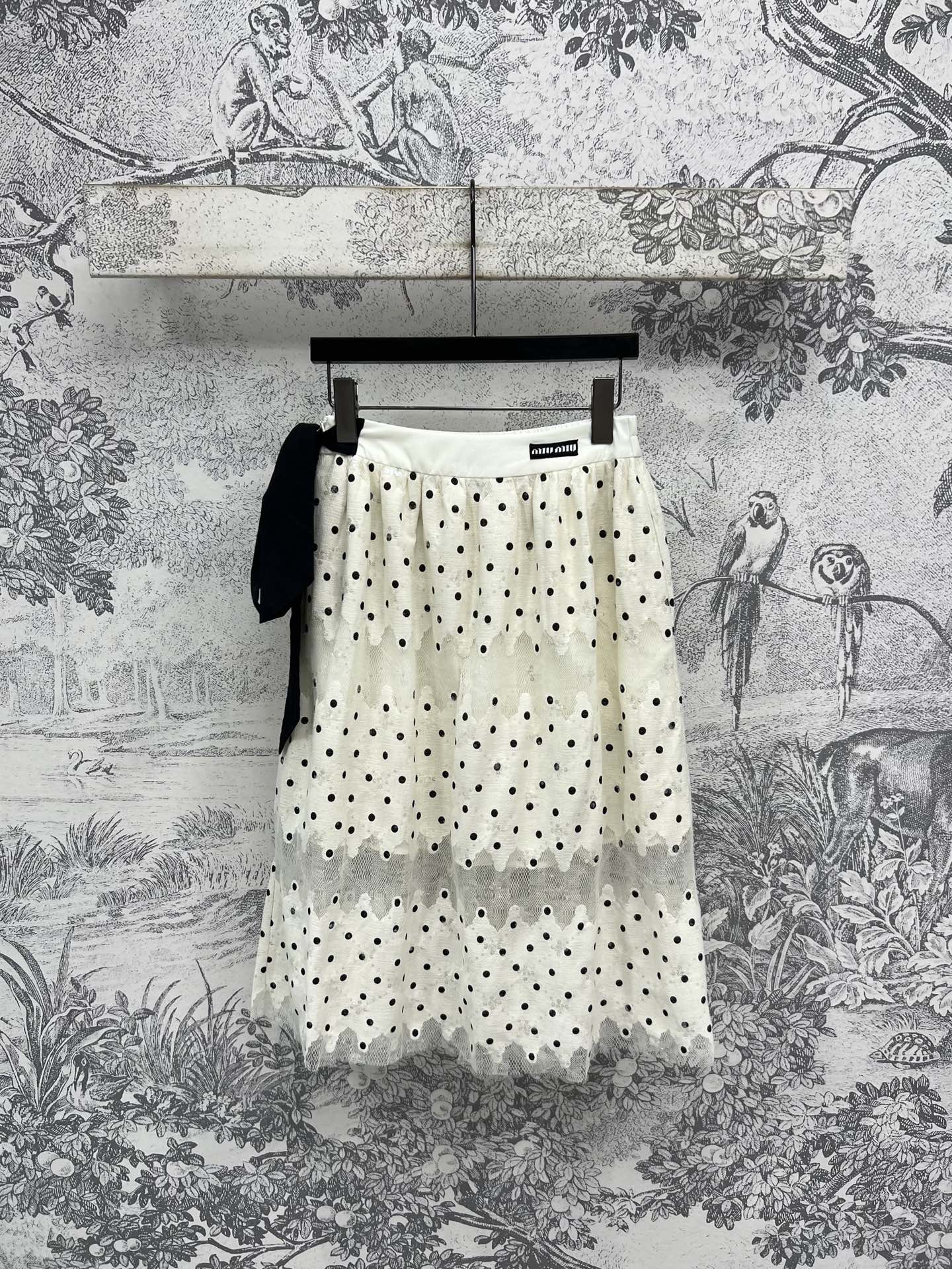 Miu 25夏季新款 波点拼接网纱半身裙 时髦精必入单品 定制波点网纱面料 高腰系带收腰 经典单品高级又