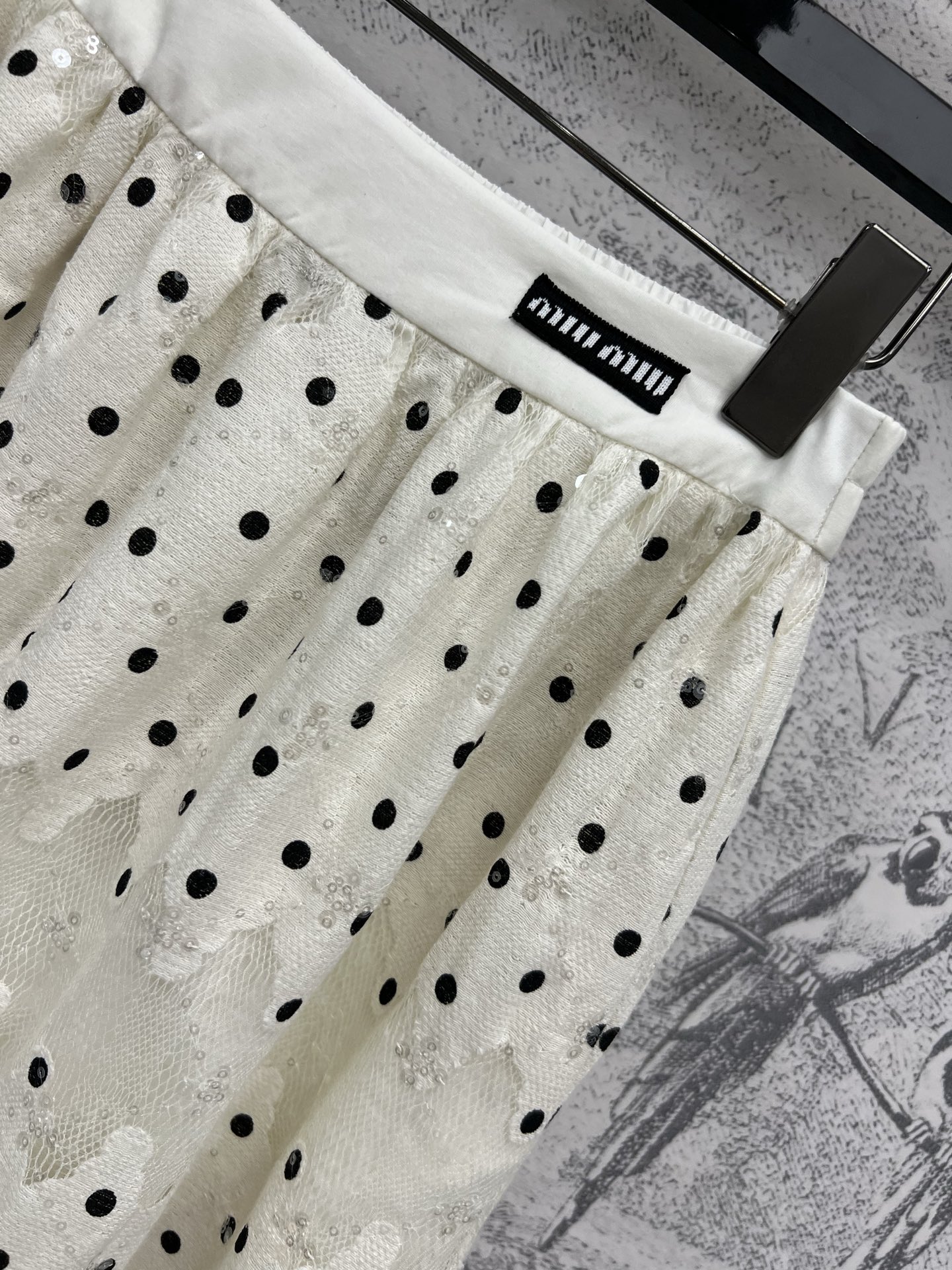 Miu 25夏季新款 波点拼接网纱半身裙 时髦精必入单品 定制波点网纱面料 高腰系带收腰 经典单品高级又