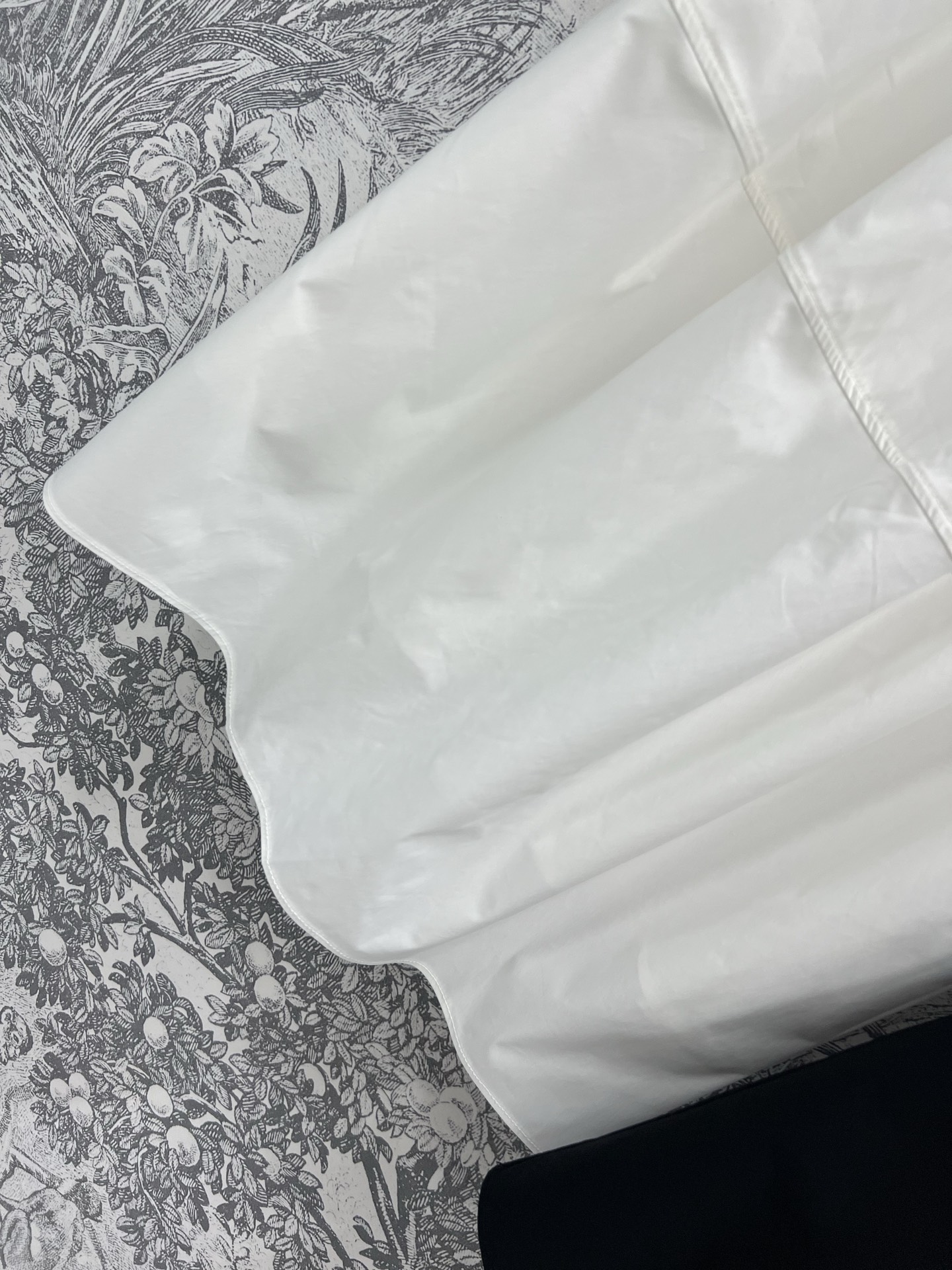 PD家 25夏季新款 三角标撞色半身裙  一秒穿出大长腿 松紧高腰撞色抽绳设计 炫酷十足 立领花苞剪裁半