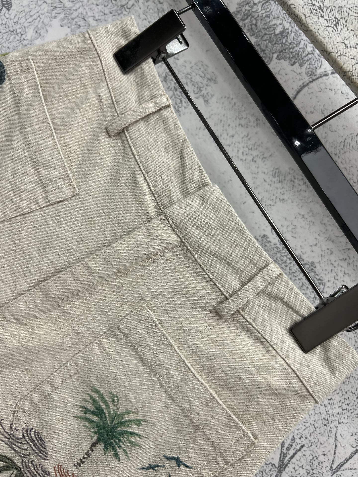 D家 25夏季新款 海滩度假⛱️印花牛仔系列 翻领飞袖外套+高腰短裤+翻领飞袖连衣裙 重工洗水工艺 复古