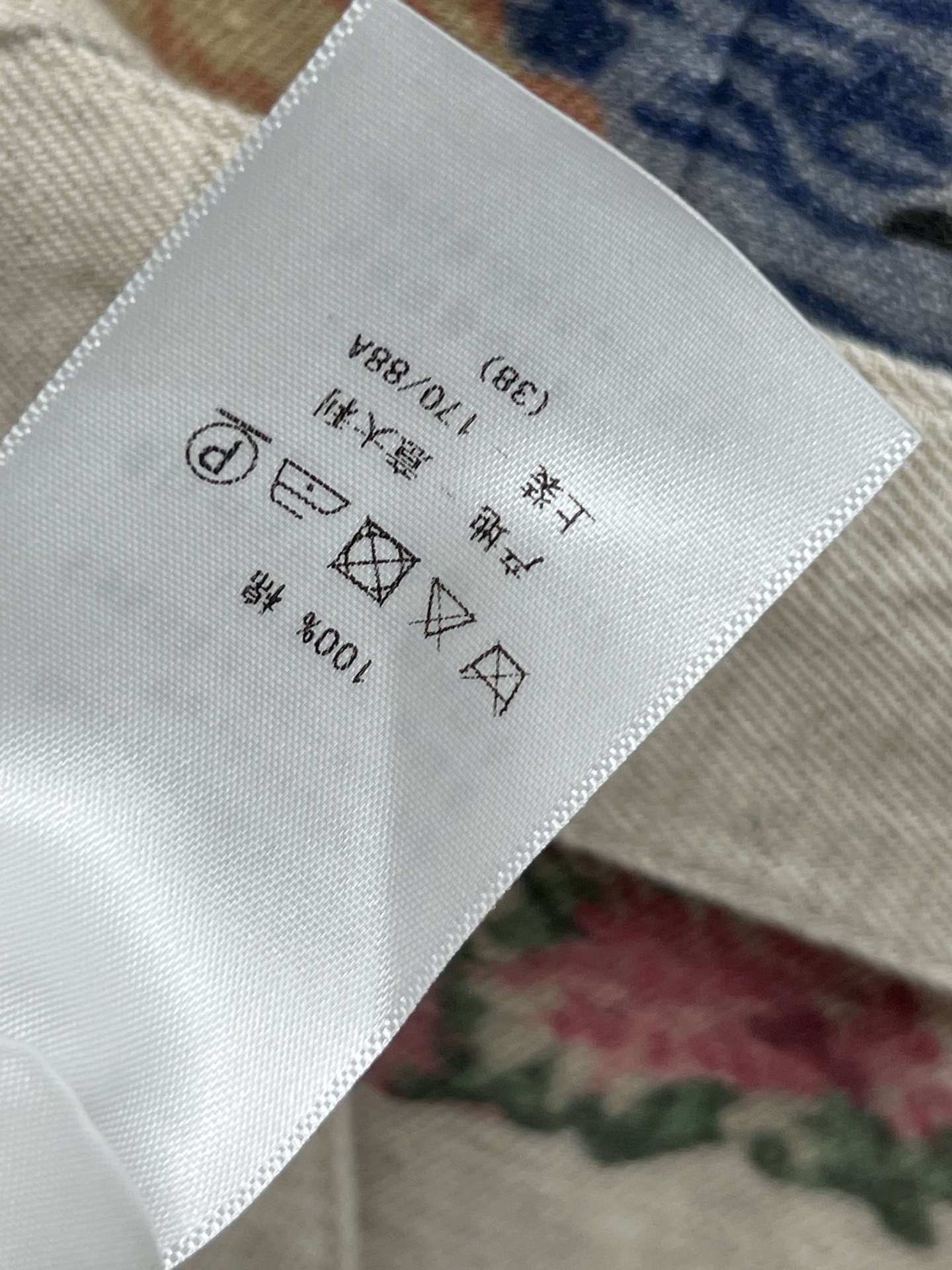 D家 25夏季新款 海滩度假⛱️印花牛仔系列 翻领飞袖外套+高腰短裤+翻领飞袖连衣裙 重工洗水工艺 复古