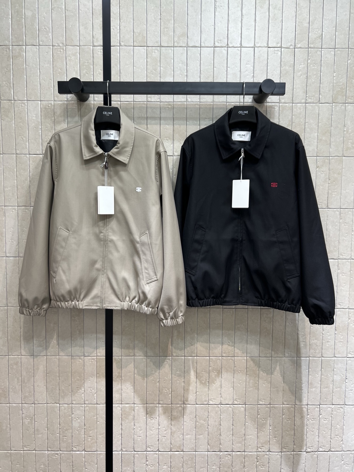 NO:459496,aCE Home 25 early autumn new style lapel trouser jacket jacket high-end modern style loose fit easily improve waistline visual legs 1.8 meters long classic embroidered Arc de Triomphe logo embellishment The styles are super durable and the workmanship quality is great. Two colors and three codes Size/S-M-L,, jackets & coats, jackets & coats, alexander wang19860909aCE家 25早秋新款 翻领束腰夹克外套 高级摩登风格 宽松的版型 轻松提高腰线 视觉腿长一米八 经典刺绣凯旋门Logo点缀 版型都是超级耐穿的 做工品质都很赞 两色三码Size/S-M-L,,jackets & coats,jackets & coats,alexander wang,Women's clothing