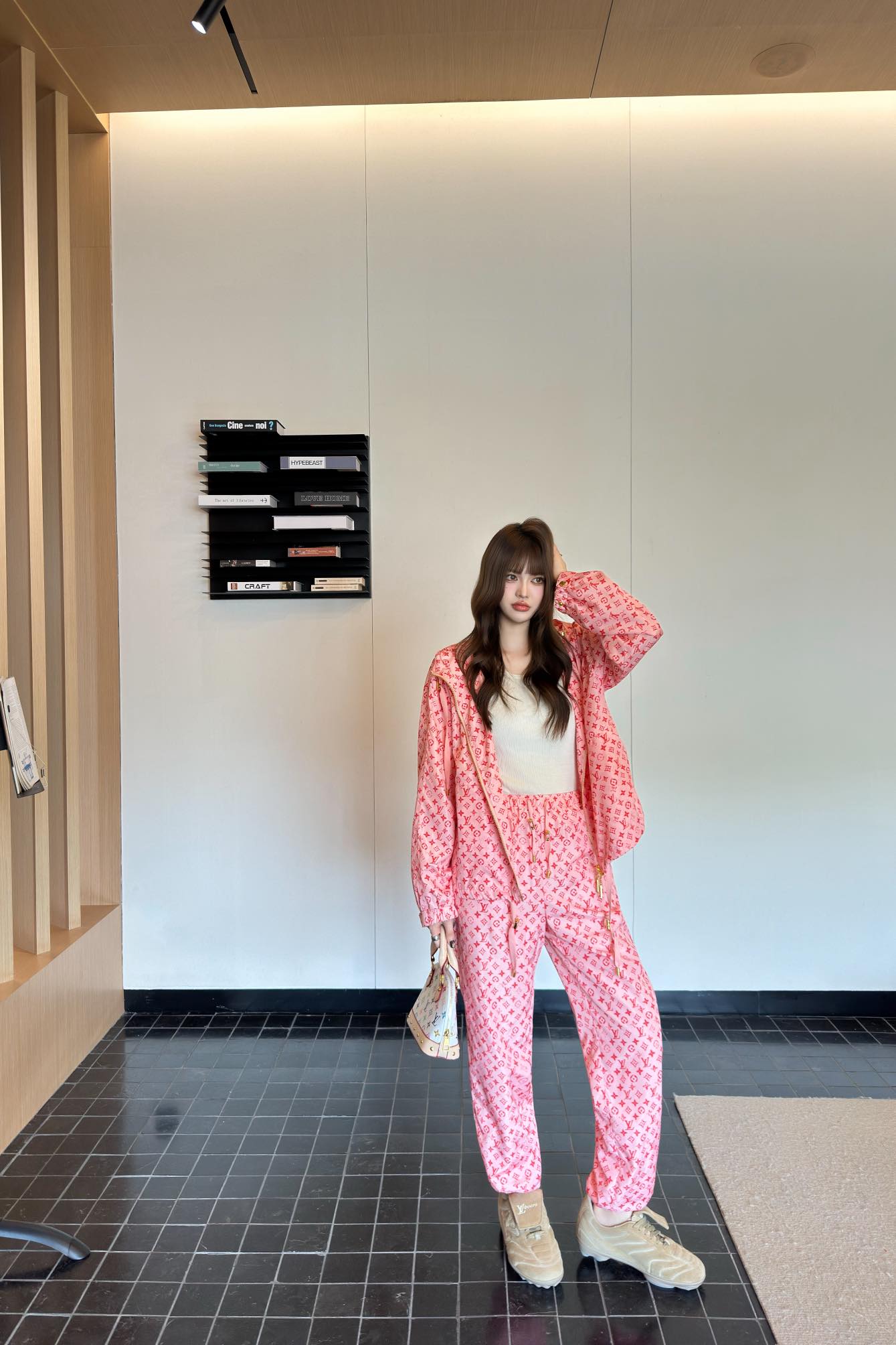 NO:463441,Foreign Minister's upper body picture, alexander wang19860909外长上身图,,alexander wang,Women's clothing