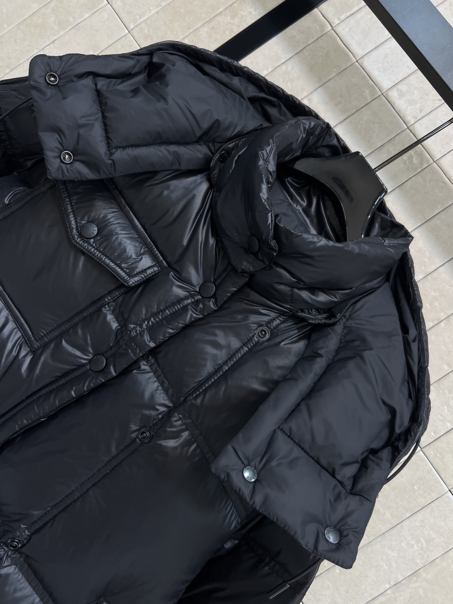 M家 25秋冬新款 连帽面包羽绒服 重磅90鹅绒填充 拿到手就知道轻盈饱满又保暖 跟鸭绒重量差距很大的 