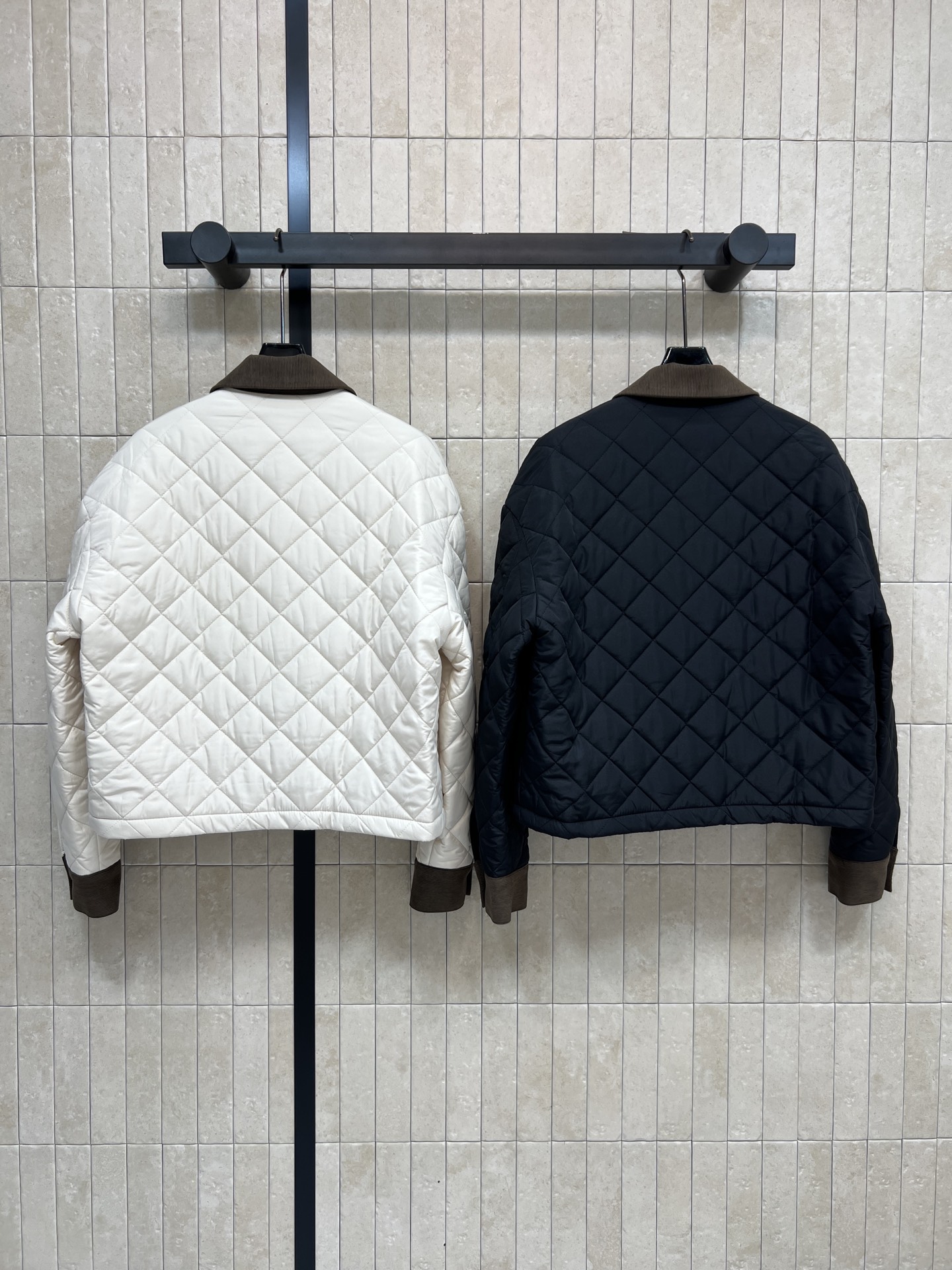 PD家 25秋冬新款 灯芯绒翻领菱格棉服 经典菱形绗缝+高品质羽绒填充 保暖力满分！外层轻盈防风 秋冬穿