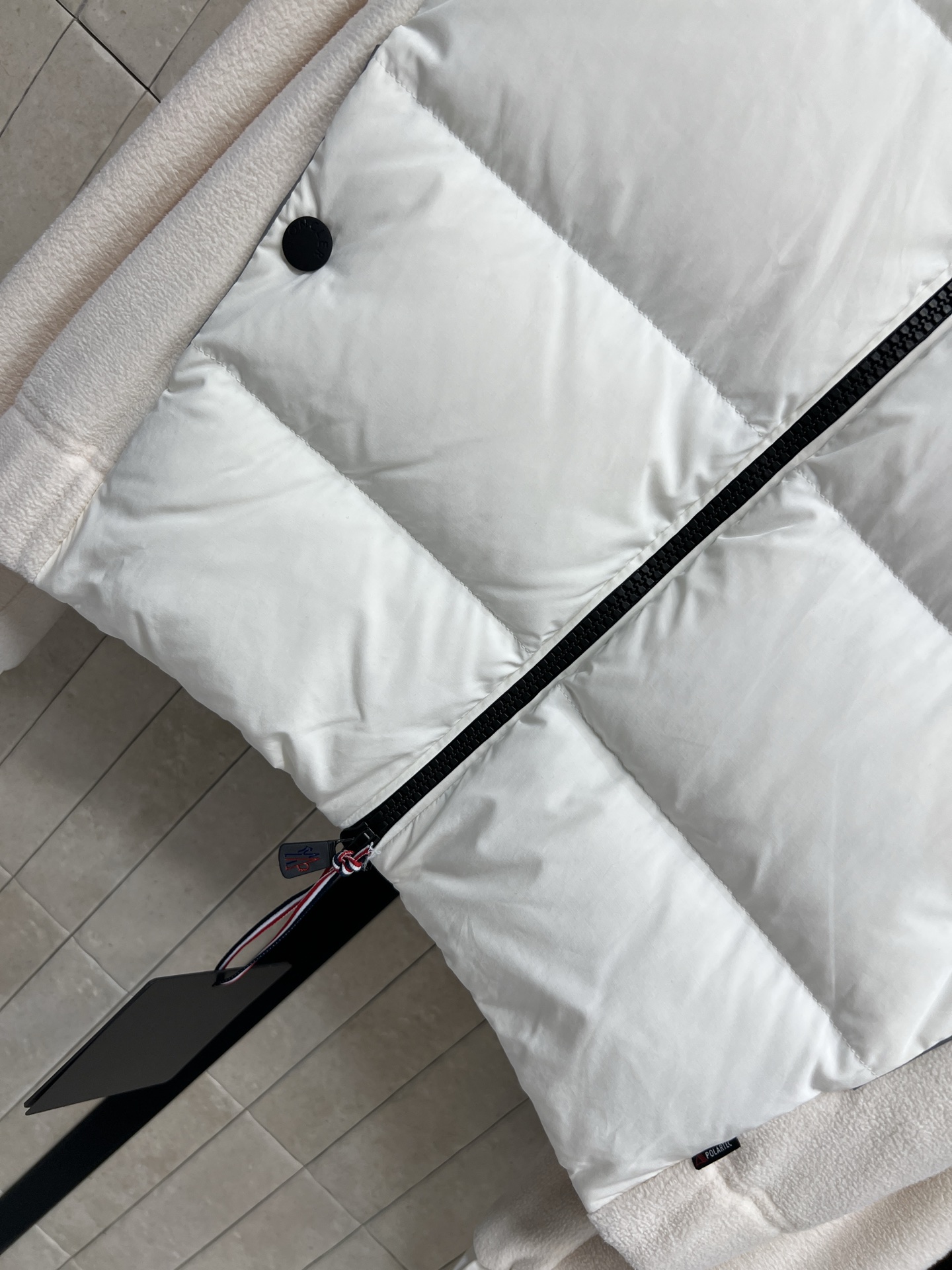 M家 25秋冬新款 滑雪系列拼接毛呢立领羽绒服 主打高性能羽绒填充 保暖力满分！冬天户外或通勤都很适合 