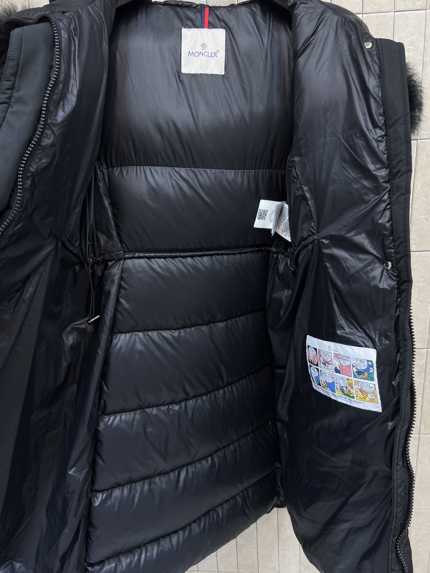 M家 25秋冬新款 大毛领连帽长款羽绒服 羽绒服中的经典爆款 冬季必备 定制的可拆卸大毛领 连帽中长款羽