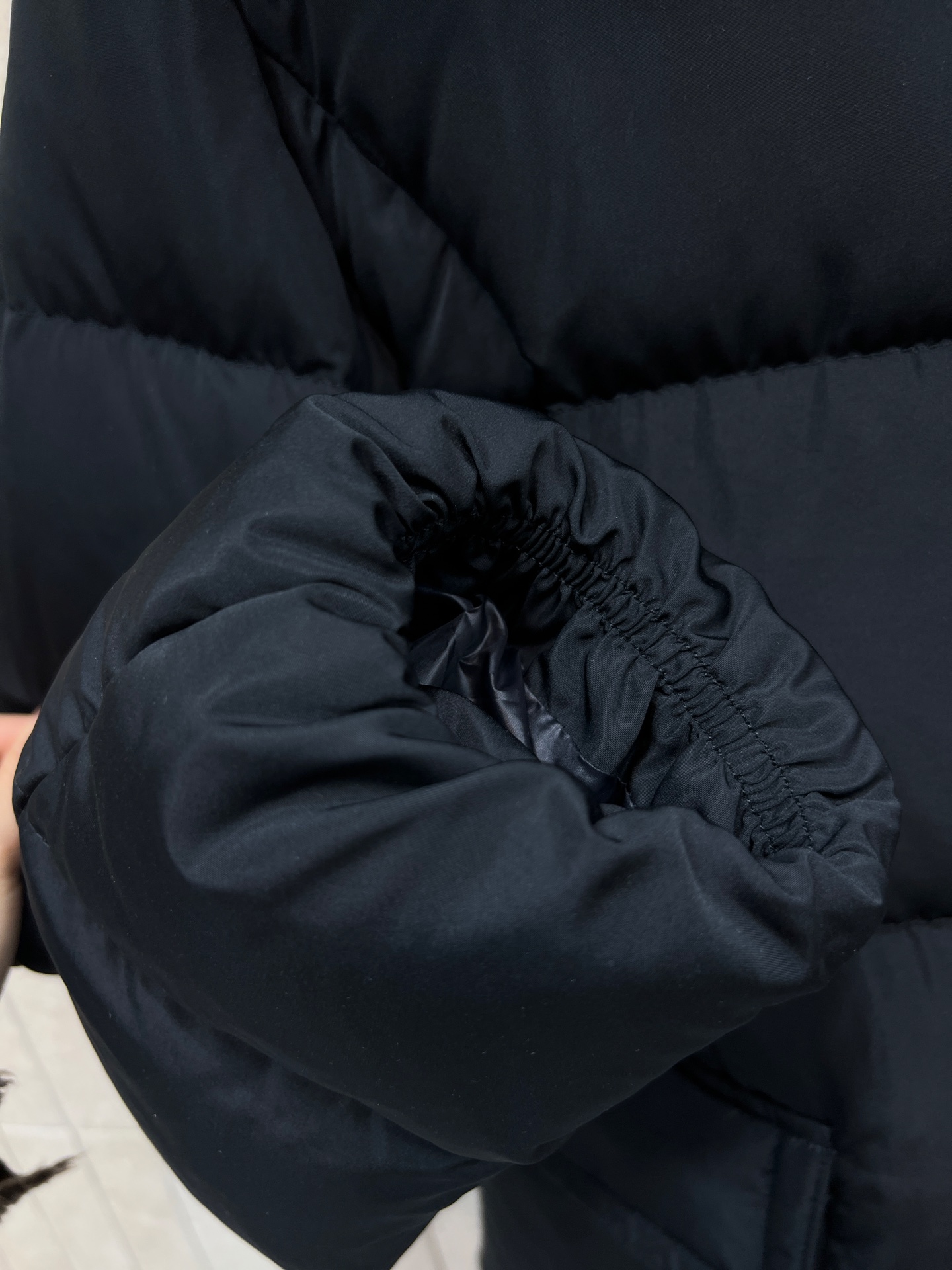 M家 25秋冬新款 大毛领连帽长款羽绒服 羽绒服中的经典爆款 冬季必备 定制的可拆卸大毛领 连帽中长款羽