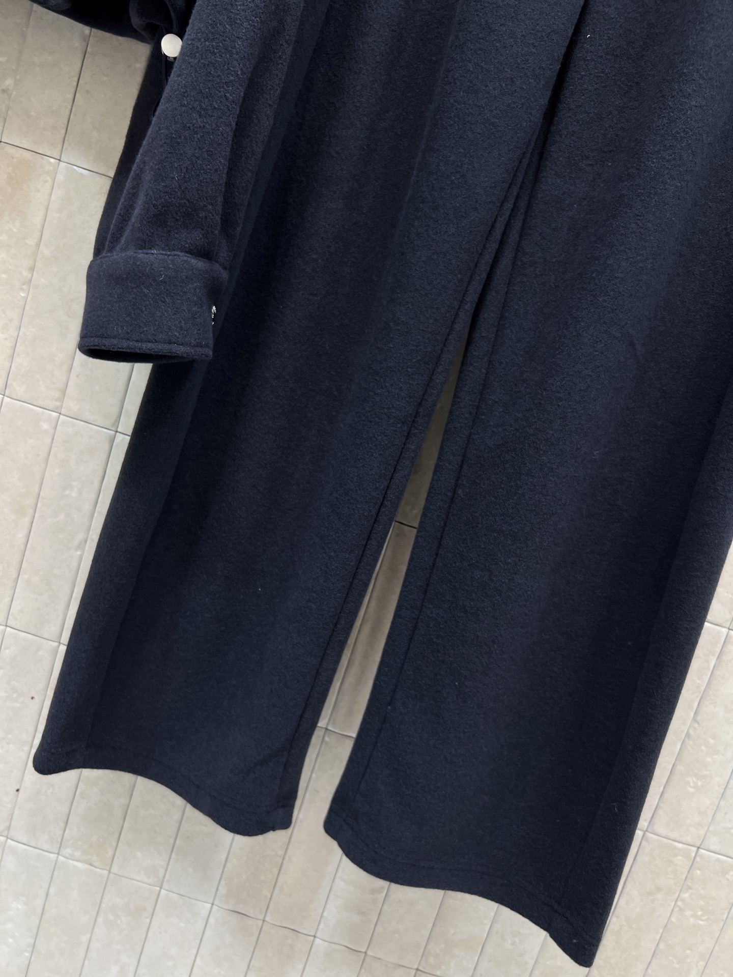 MIU家 25秋冬新款 毛呢运动套装 立领拉链外套 +高腰直筒裤 休闲运动风套装 毫不费力的穿出时尚慵懒