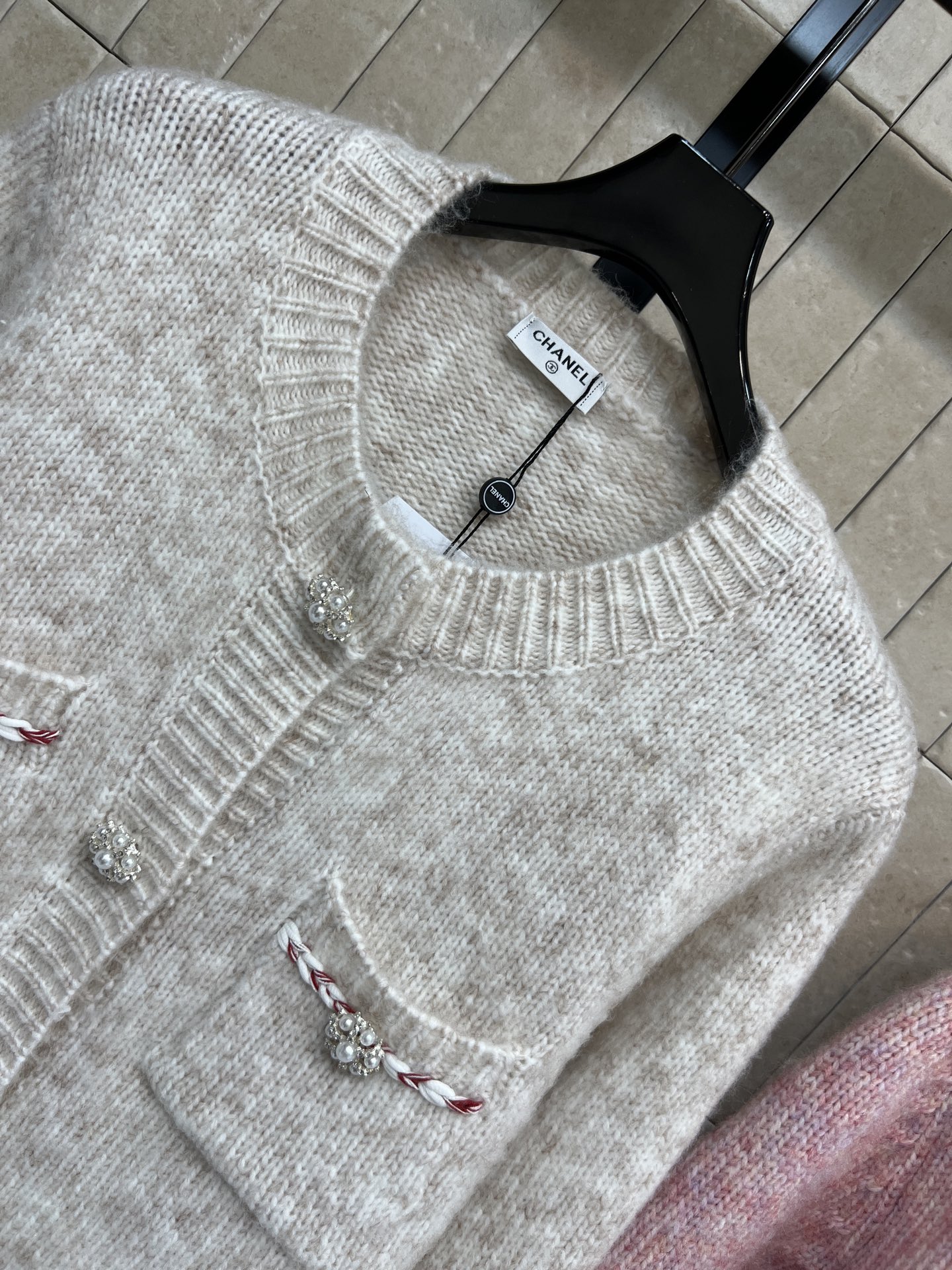 小香家 25秋冬新款 小香风针织毛衣外套 柔软材质超舒适 秋冬穿刚刚好！宽松短款设计 搭配高腰裤或裙子都