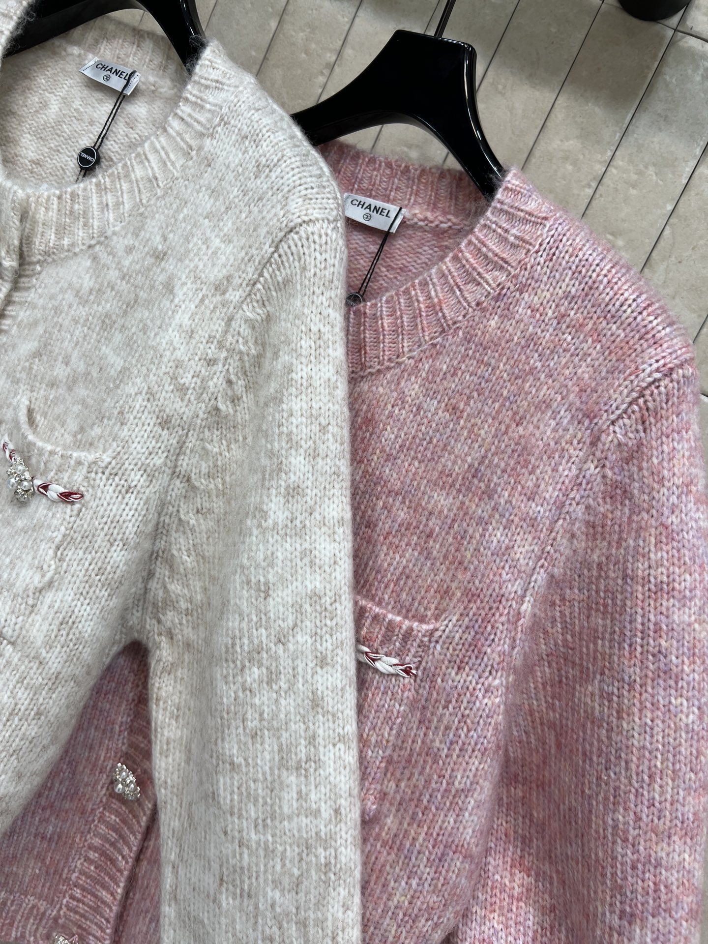 小香家 25秋冬新款 小香风针织毛衣外套 柔软材质超舒适 秋冬穿刚刚好！宽松短款设计 搭配高腰裤或裙子都