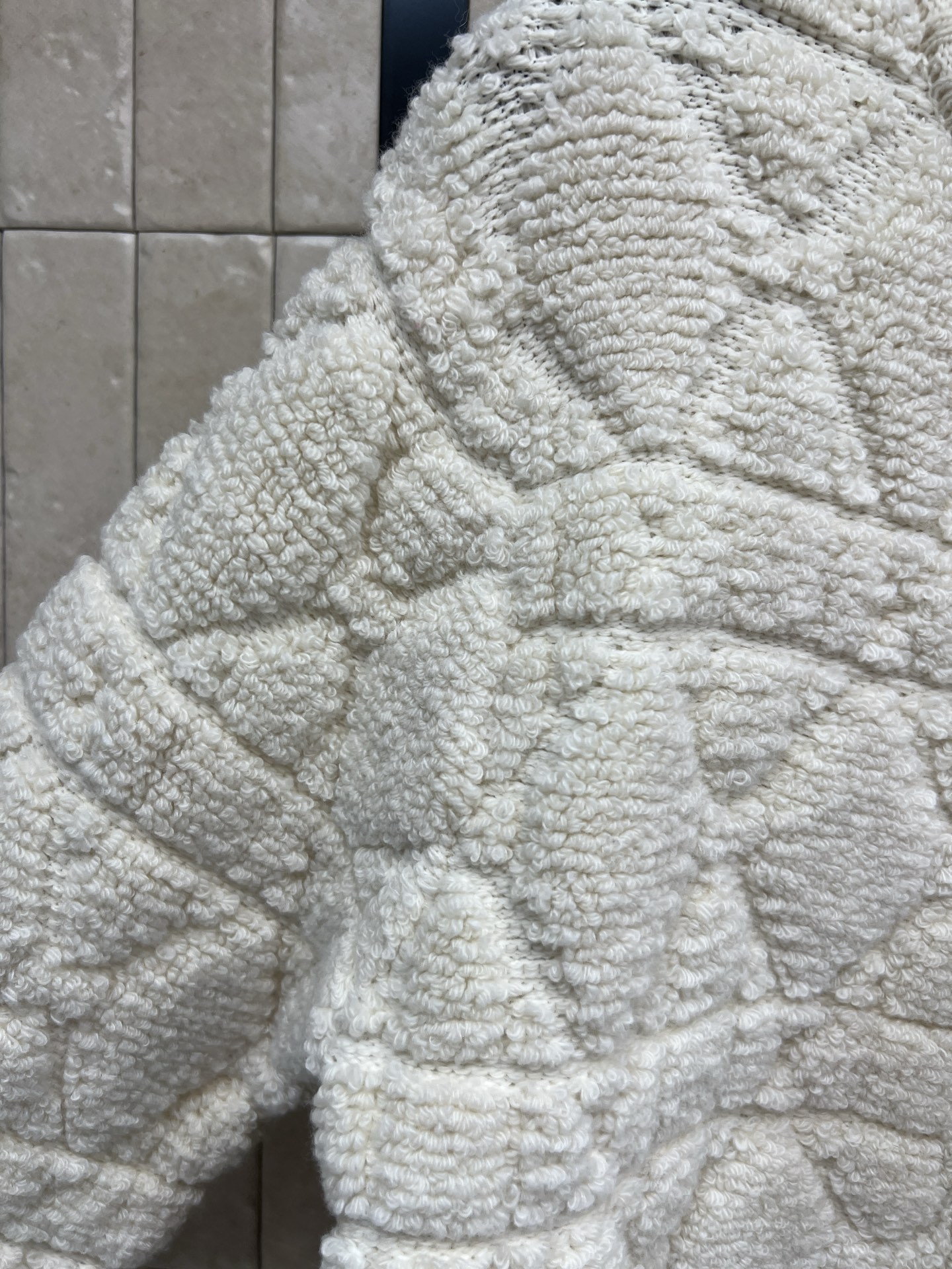 D家 25秋冬新款 格纹针织开衫 羊毛混纺材质 柔软又保暖 秋冬穿超合适！格纹+立领拉链设计 优雅又实用