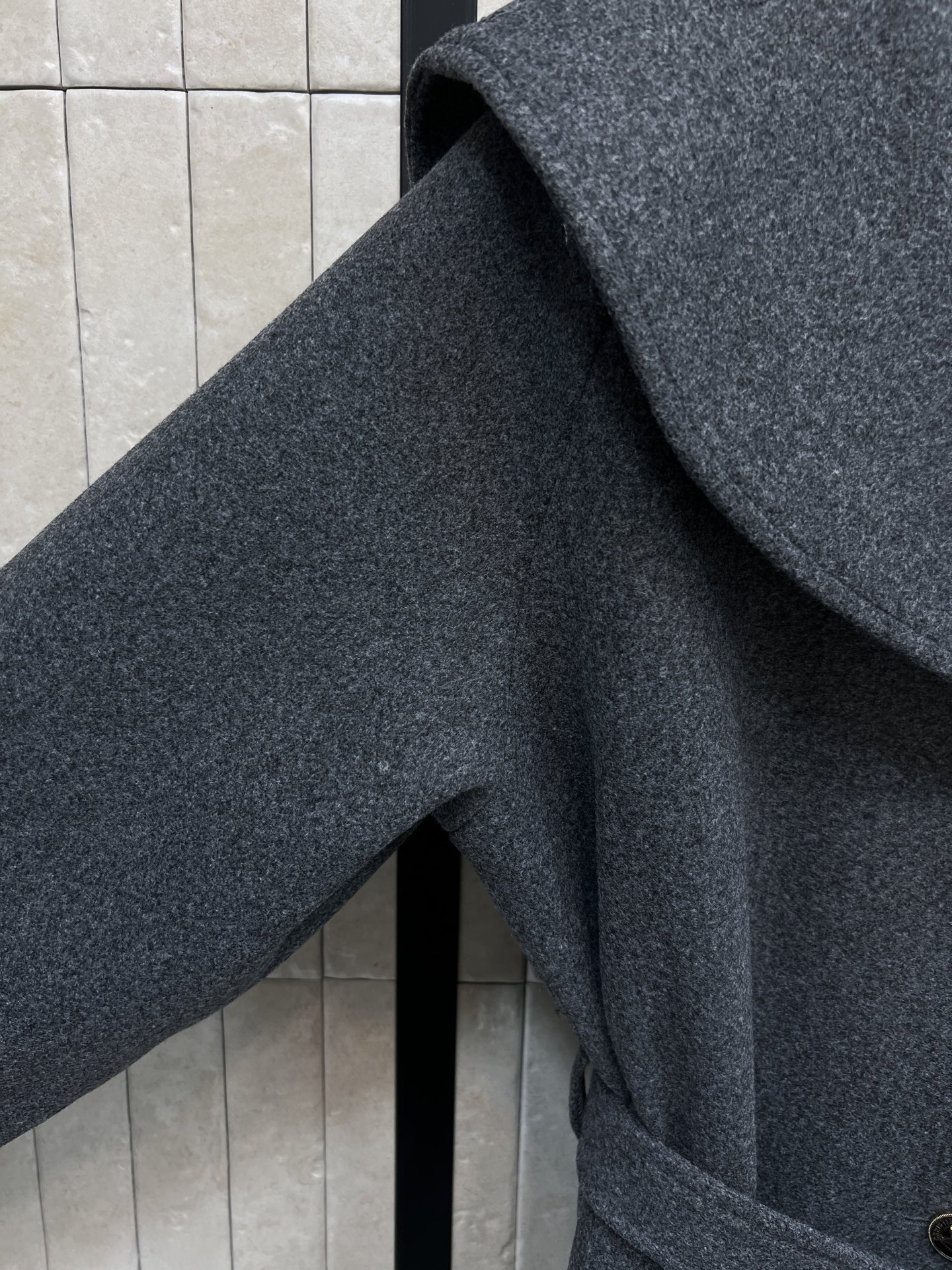 D家 25秋冬新款 海军领灰色系带大衣 优雅又大方的经典款 秋冬穿超合适！logo刺绣海军领 宽松廓形+