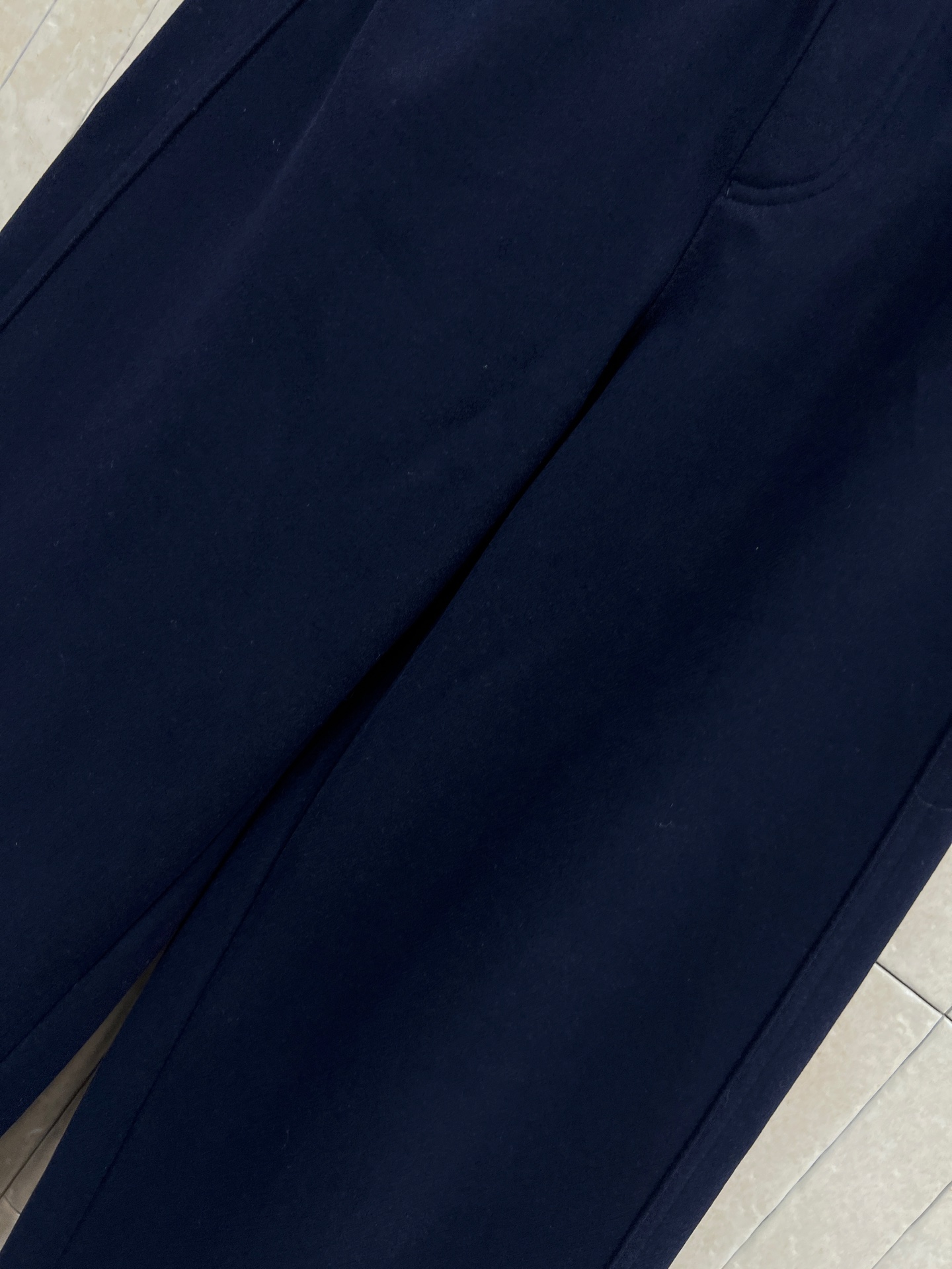 25秋冬新款 高腰抽绳拼接休闲裤 松紧腰拼接丝绒抽绳设计 阔腿休闲裤型 上身随性又百搭显瘦 秋冬搭配大衣