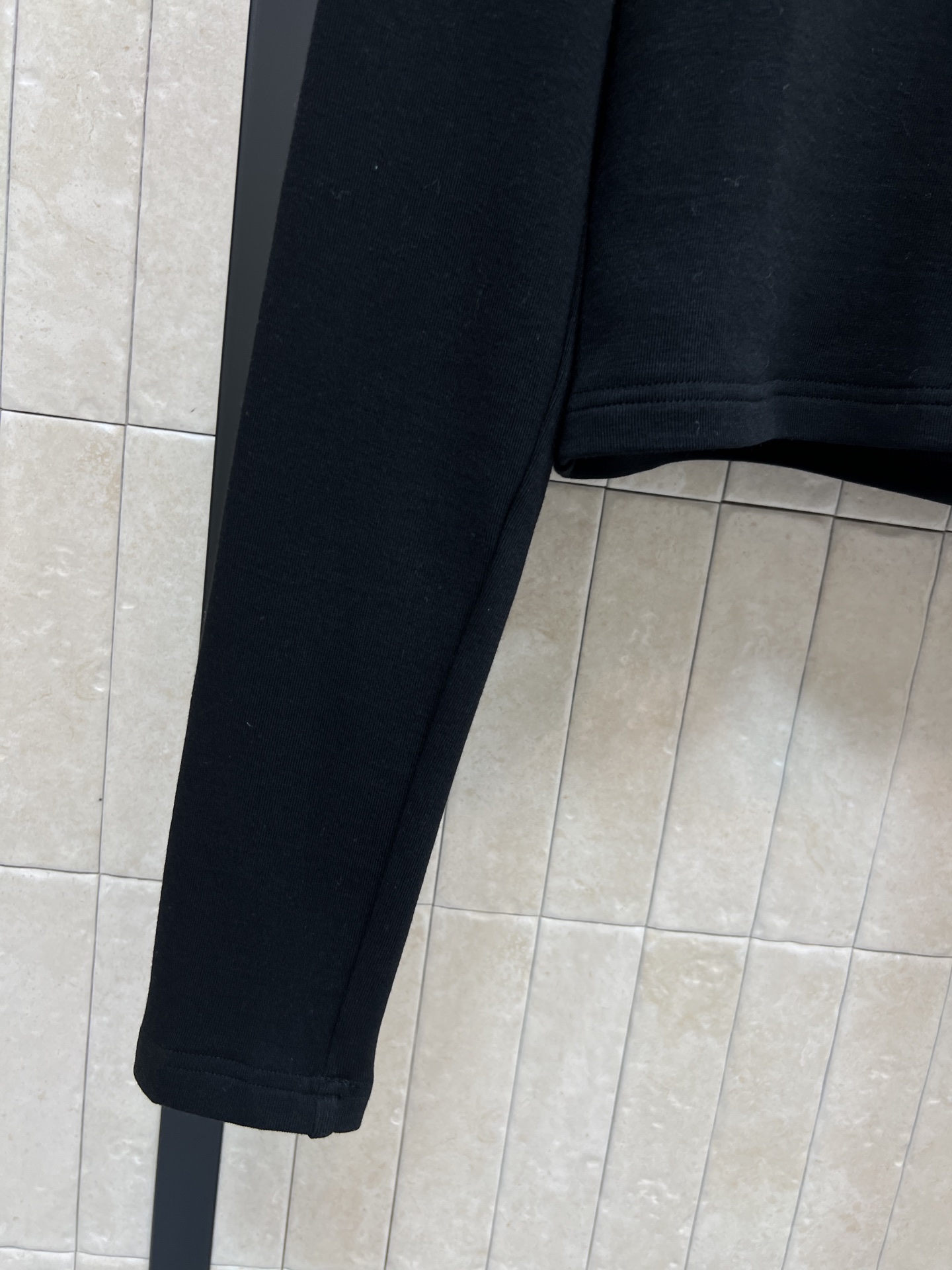 小香家 25秋冬新款 高领短款打底衫 短款版型上身轻松分割身材比例显瘦显高简直绝了 修身版型轻松穿出辣妹