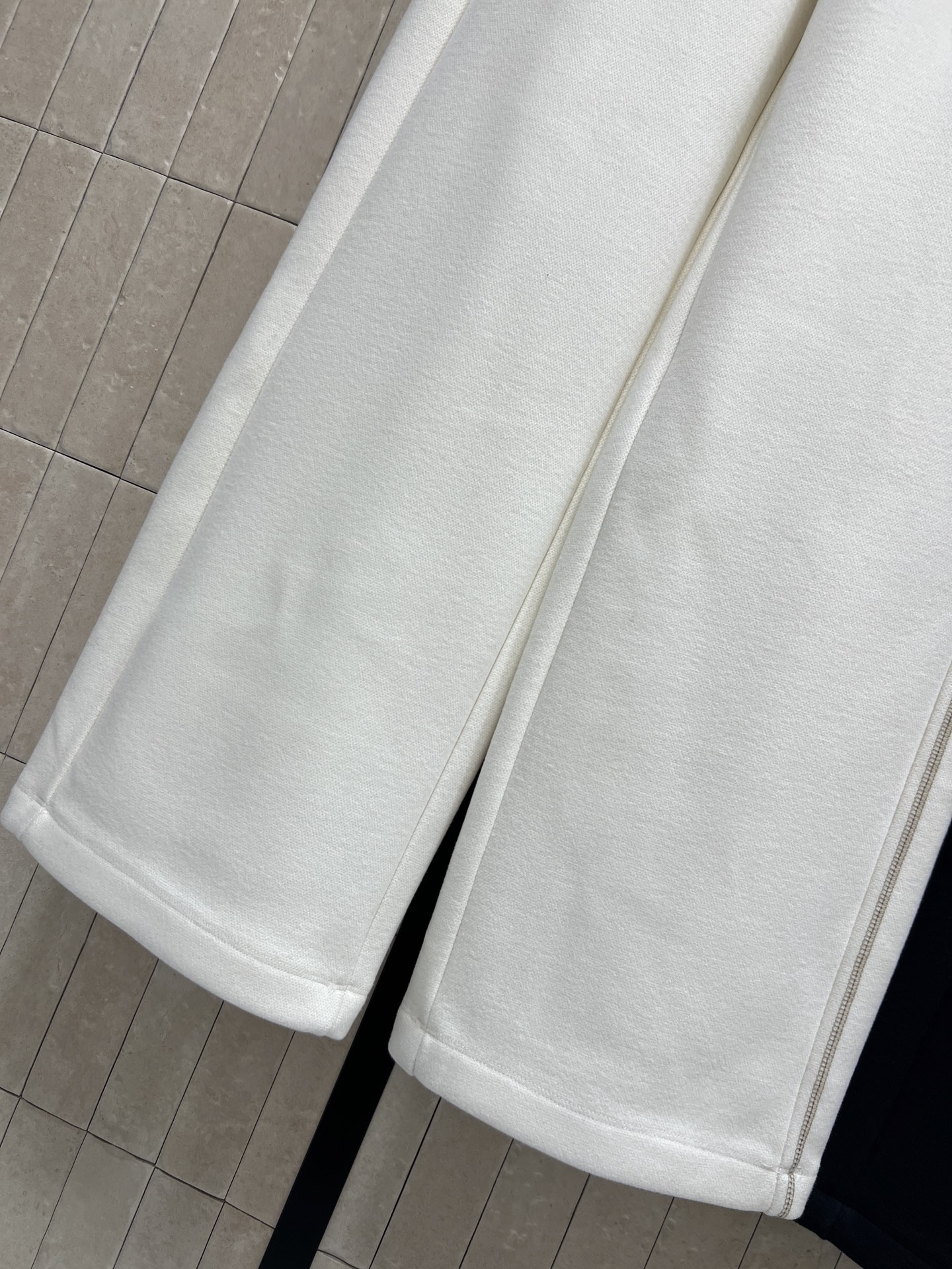 小香家 25秋冬新款 撞色腰头阔腿裤 高腰内松紧带设计 修饰腰线 活动自如 宽松直筒裤脚 显瘦显高  拼