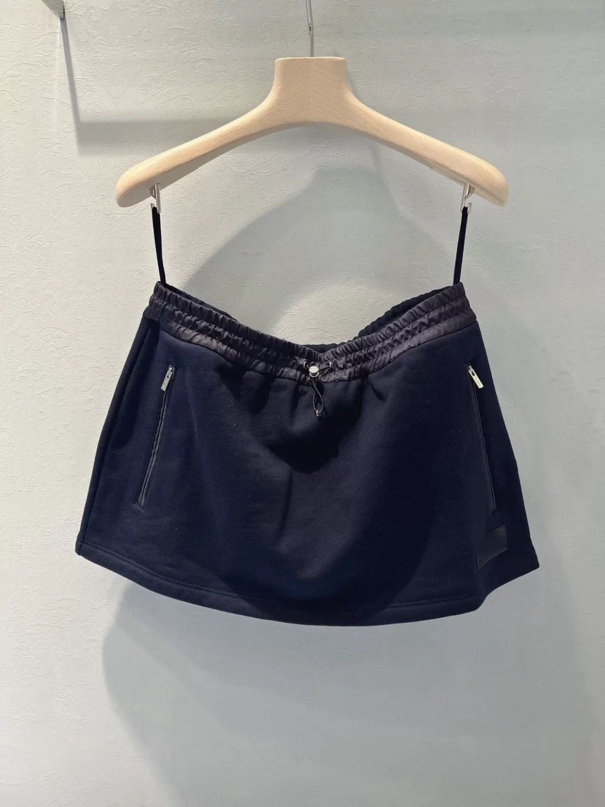 NO:608760,xiaohongshu,,alexander wang19860909小红书,,alexander wang,Women's clothing