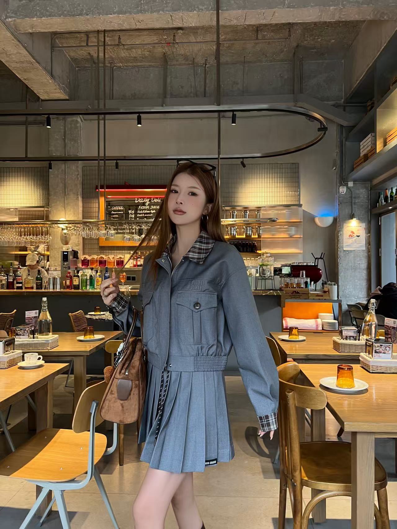 NO:610412,Upper body picture,,alexander wang19860909上身图,,alexander wang,Women's clothing